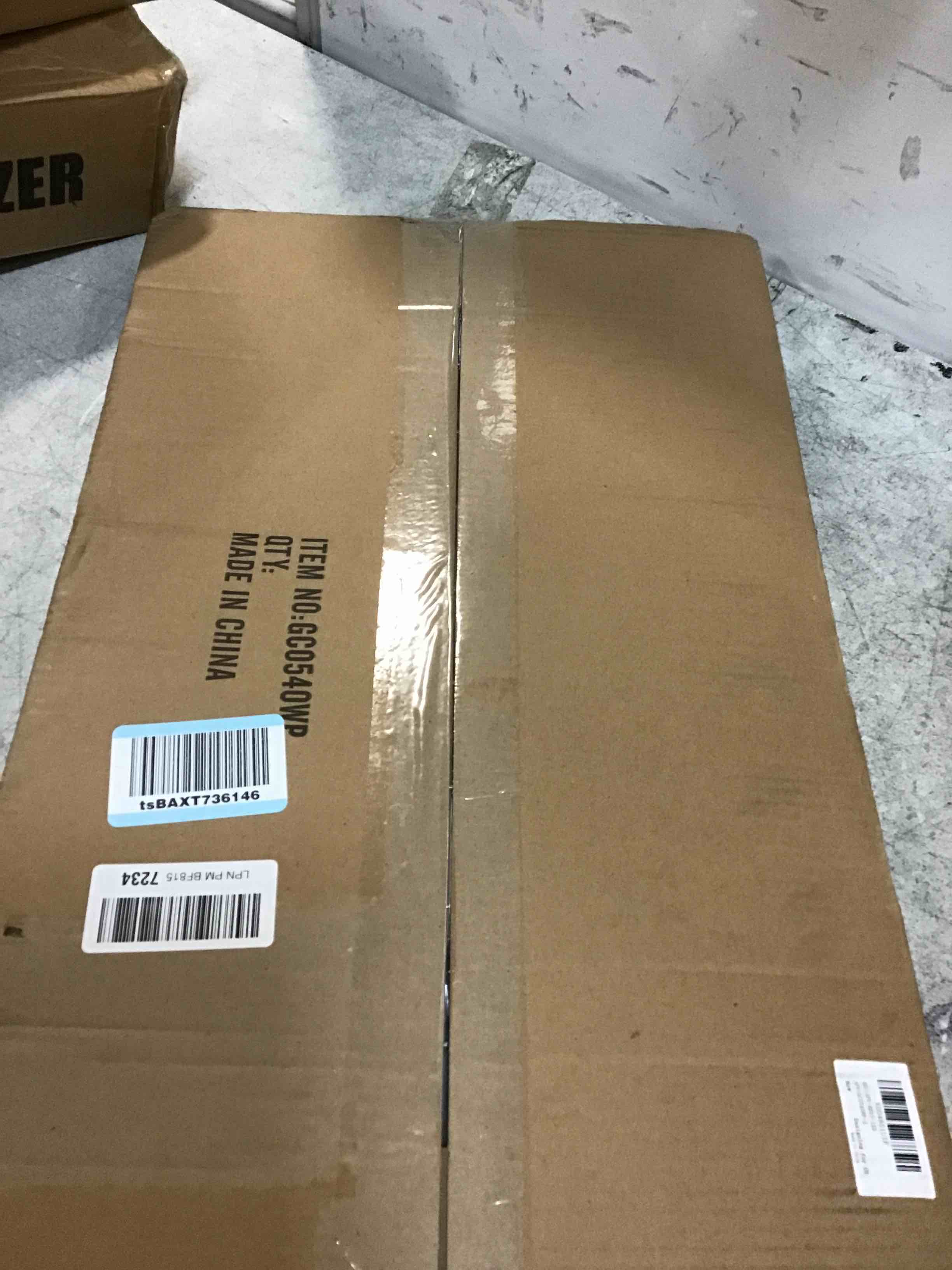 https://s3.amazonaws.com/lotting-images-prod/bidfta/PPE0065314_1723502952871.jpeg