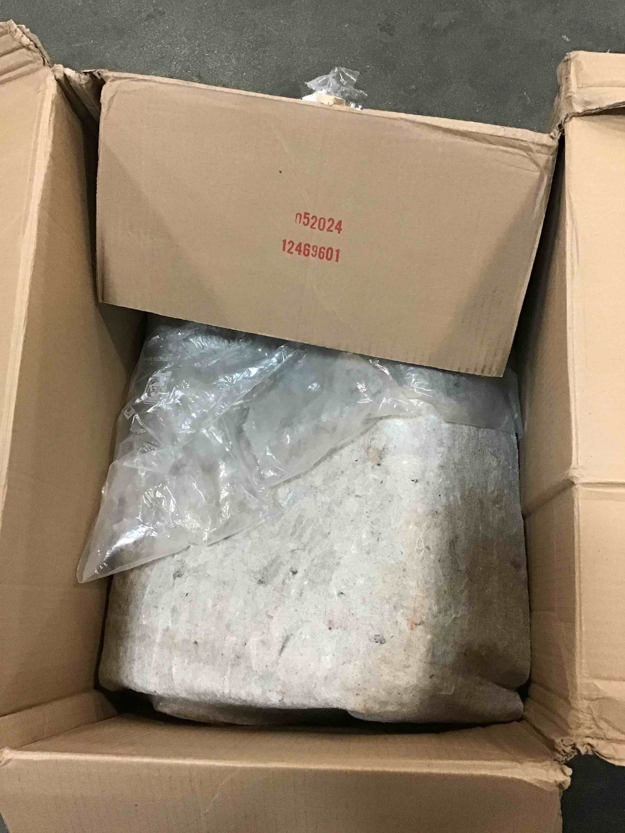 https://s3.amazonaws.com/lotting-images-prod/bidfta/PPE0065556_1723243625016.jpeg