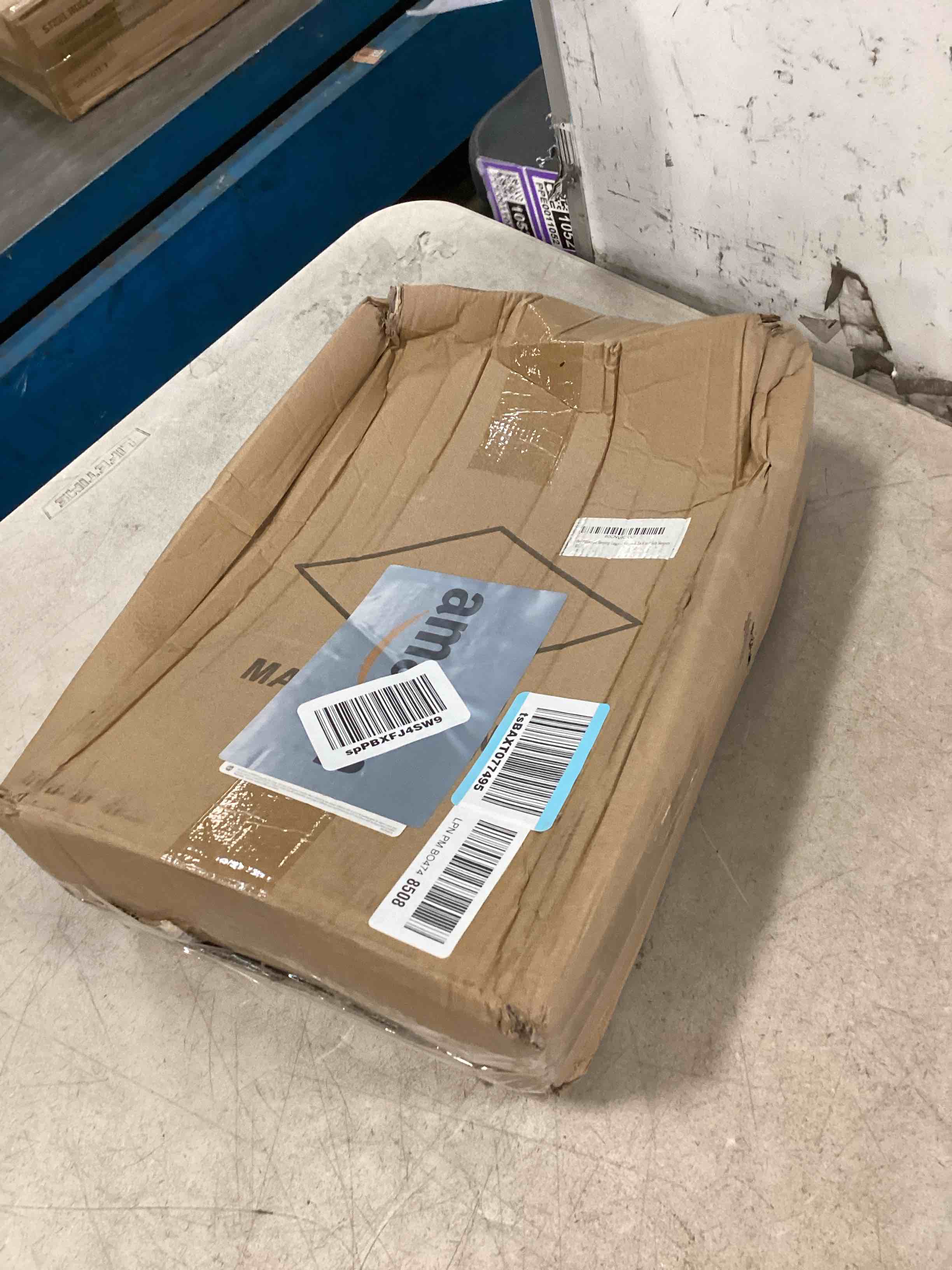 https://s3.amazonaws.com/lotting-images-prod/bidfta/PPE0066068_1724447884095.jpeg