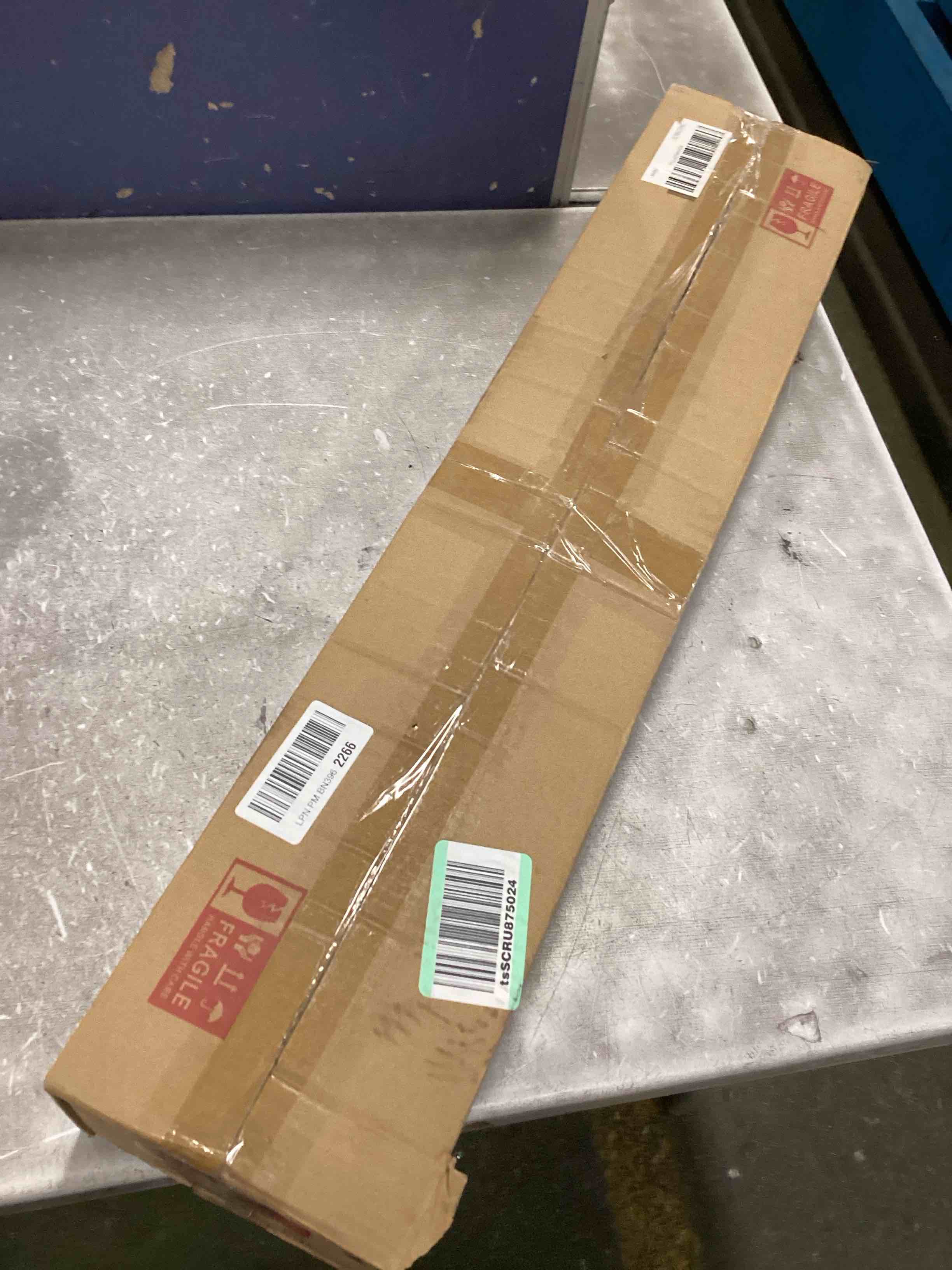 https://s3.amazonaws.com/lotting-images-prod/bidfta/PPE0066630_1723845365896.jpeg