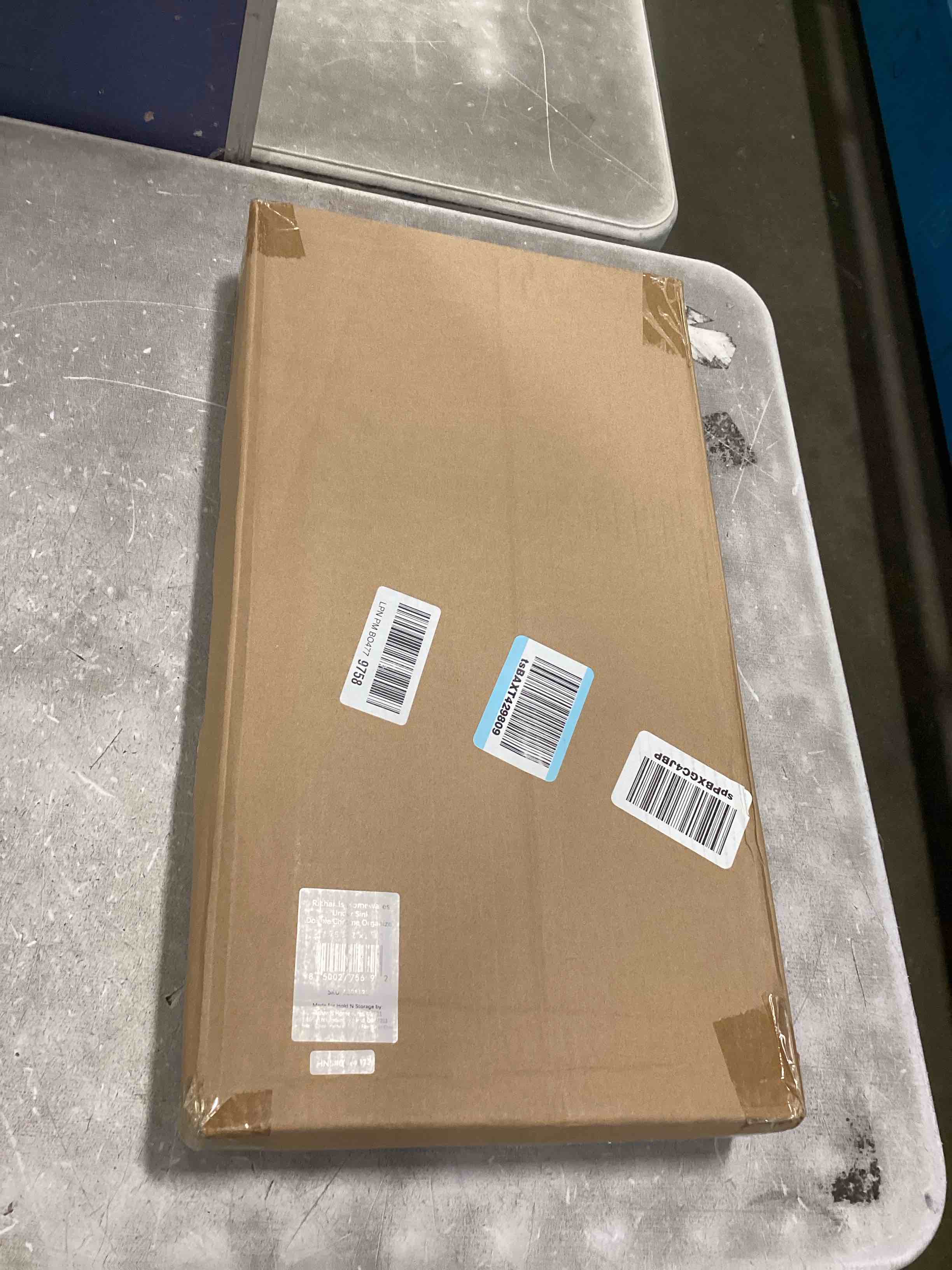 https://s3.amazonaws.com/lotting-images-prod/bidfta/PPE0066970_1723520377520.jpeg