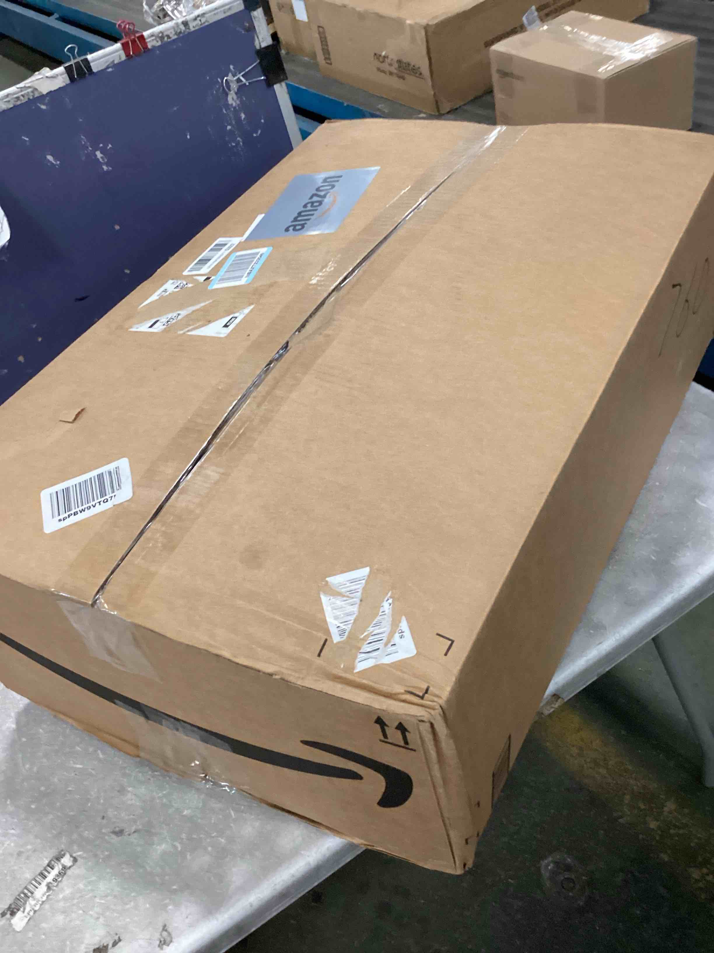 https://s3.amazonaws.com/lotting-images-prod/bidfta/PPE0067621_1723156235230.jpeg