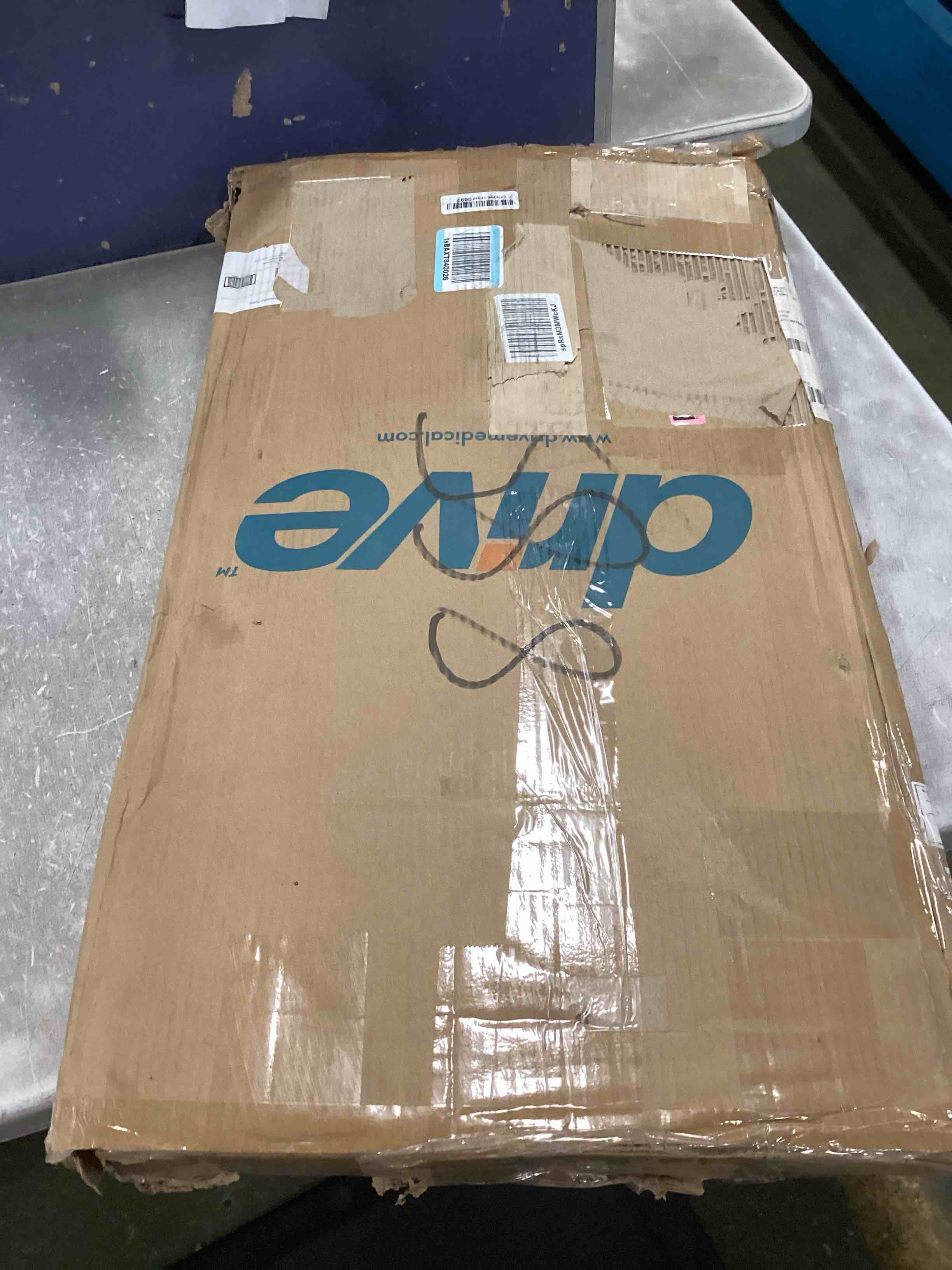 https://s3.amazonaws.com/lotting-images-prod/bidfta/PPE0067948_1722986695763.jpeg