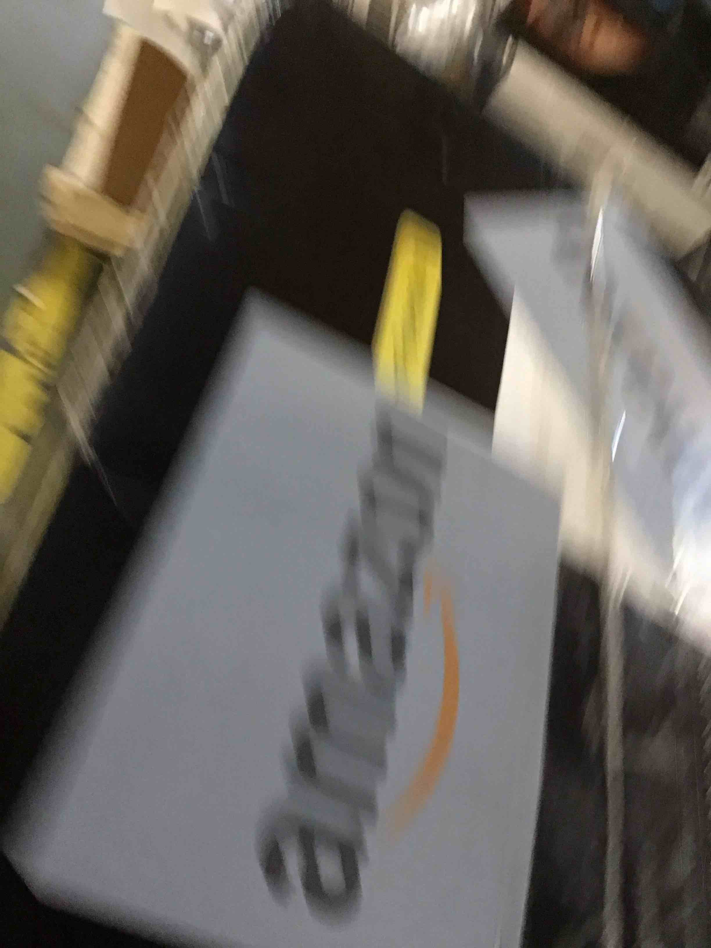 https://s3.amazonaws.com/lotting-images-prod/bidfta/PPE0070358_1724088815628.jpeg