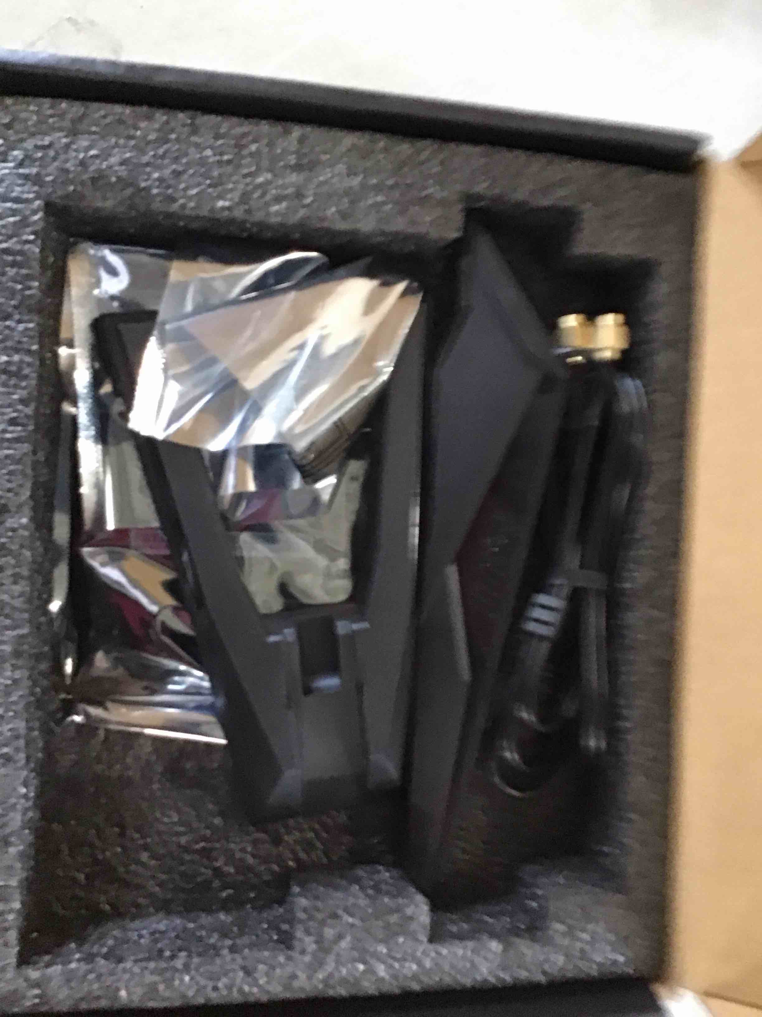 https://s3.amazonaws.com/lotting-images-prod/bidfta/PPE0070407_1724092709653.jpeg