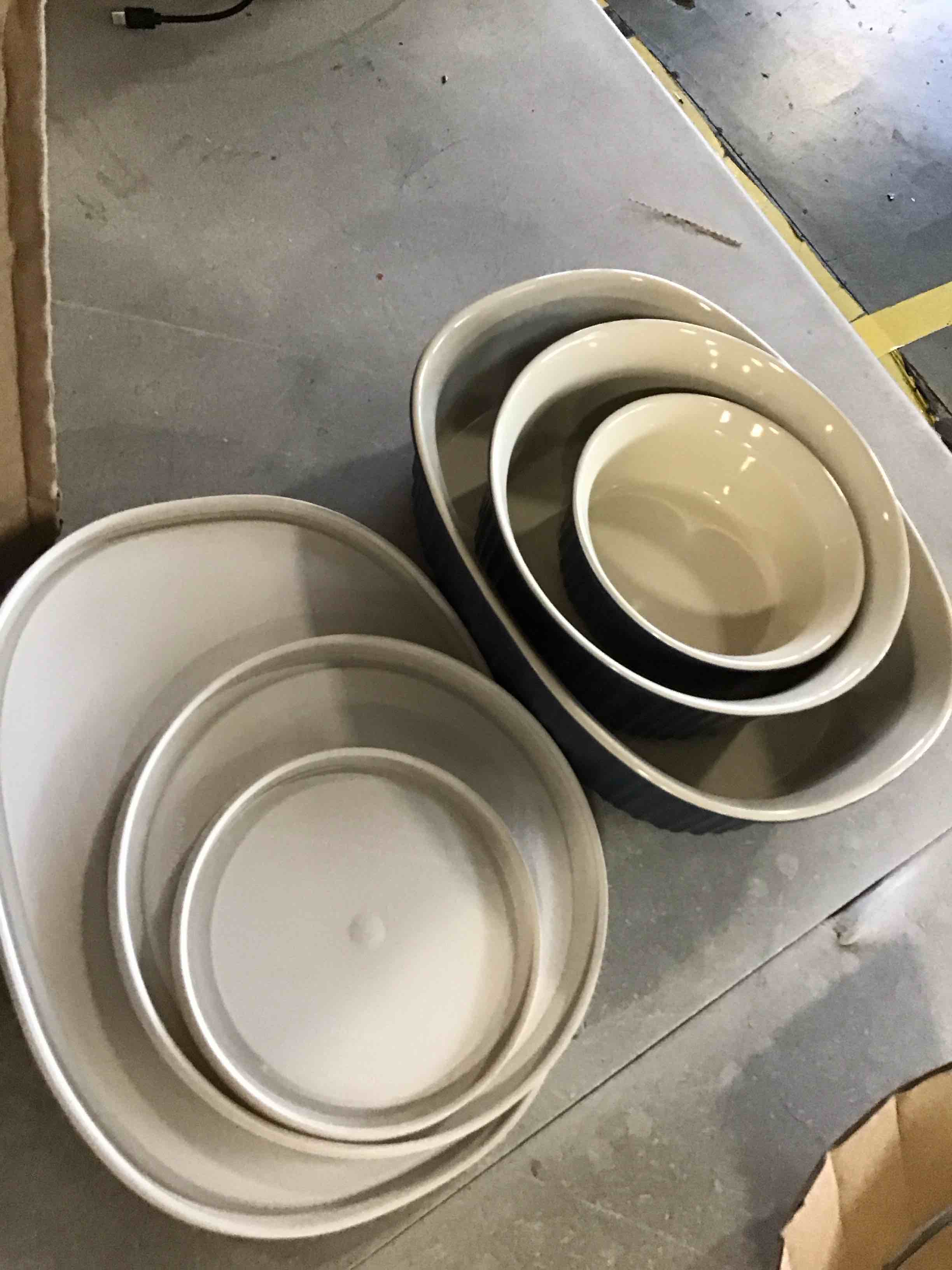 https://s3.amazonaws.com/lotting-images-prod/bidfta/PPE0070437_1724094270252.jpeg