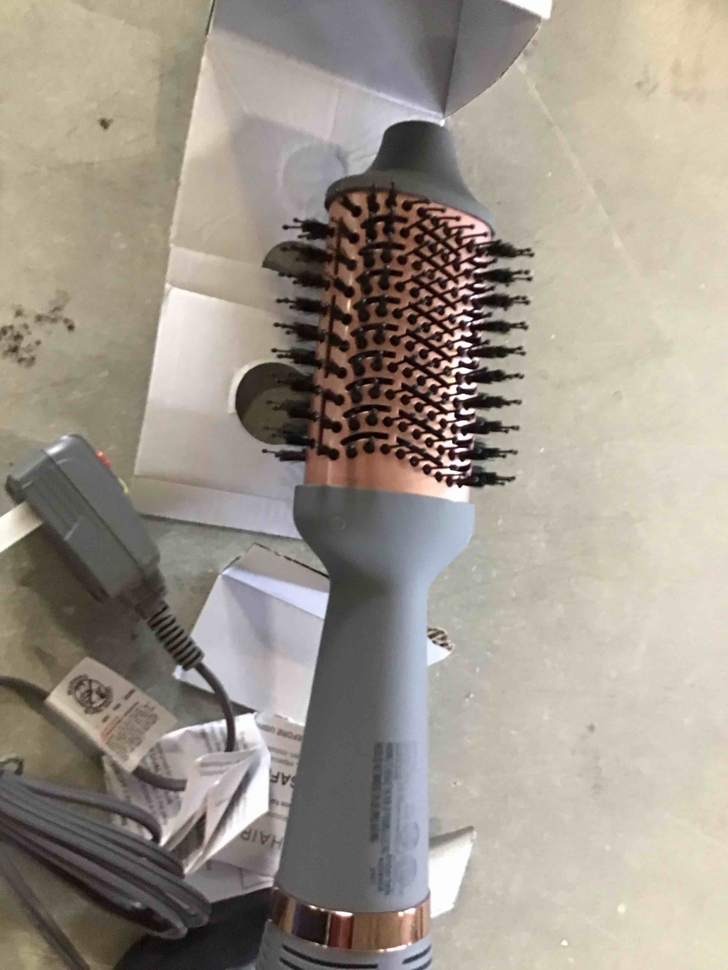 https://s3.amazonaws.com/lotting-images-prod/bidfta/PPE0070511_1724098624096.jpeg