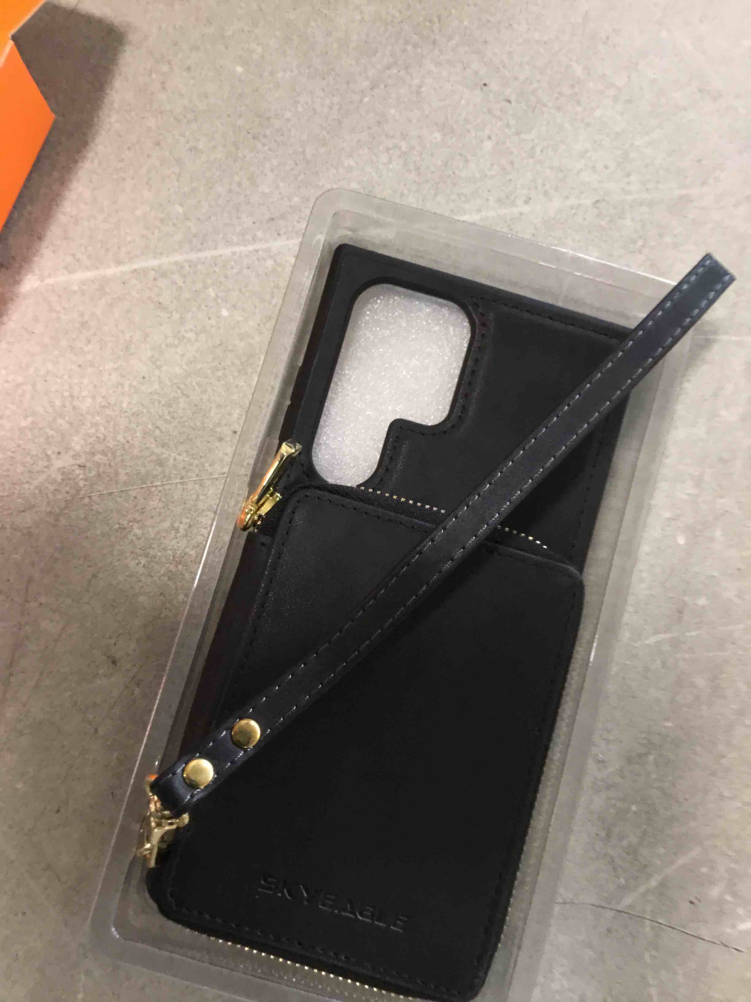 https://s3.amazonaws.com/lotting-images-prod/bidfta/PPE0071571_1724244436429.jpeg