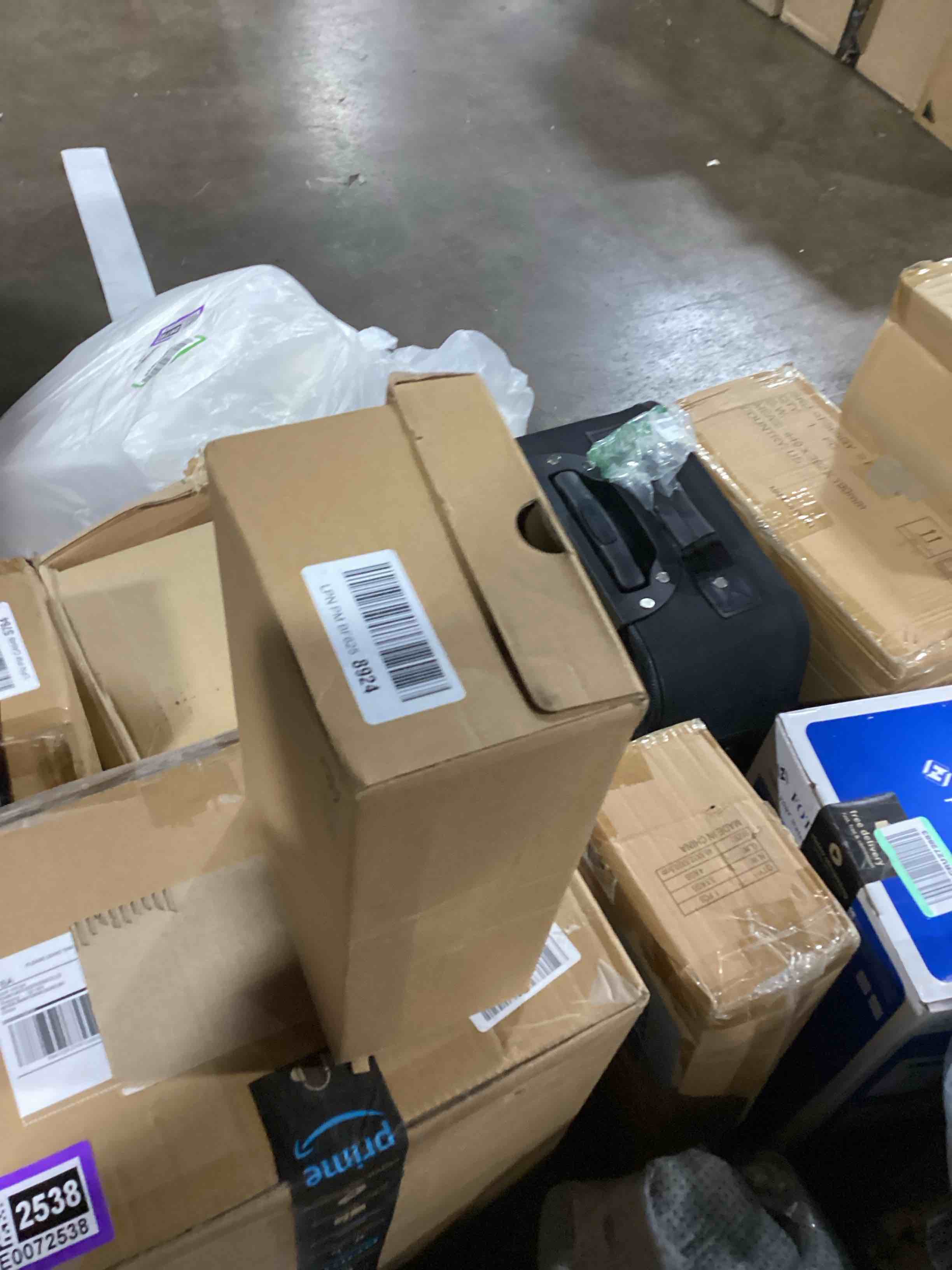 https://s3.amazonaws.com/lotting-images-prod/bidfta/PPE0072539_1729016829783.jpeg