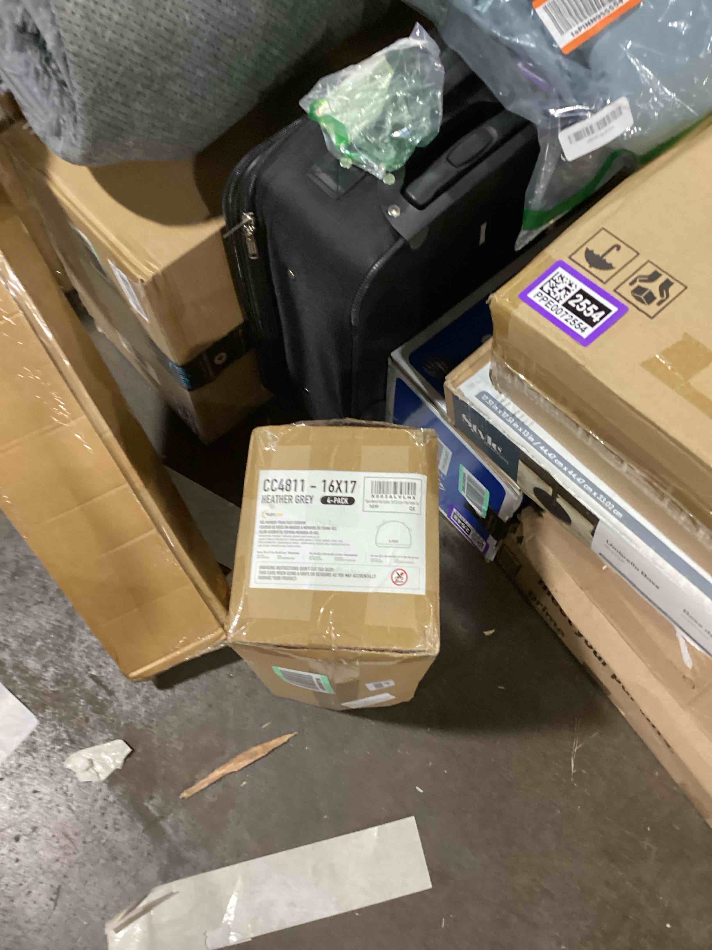 https://s3.amazonaws.com/lotting-images-prod/bidfta/PPE0072556_1729019568943.jpeg