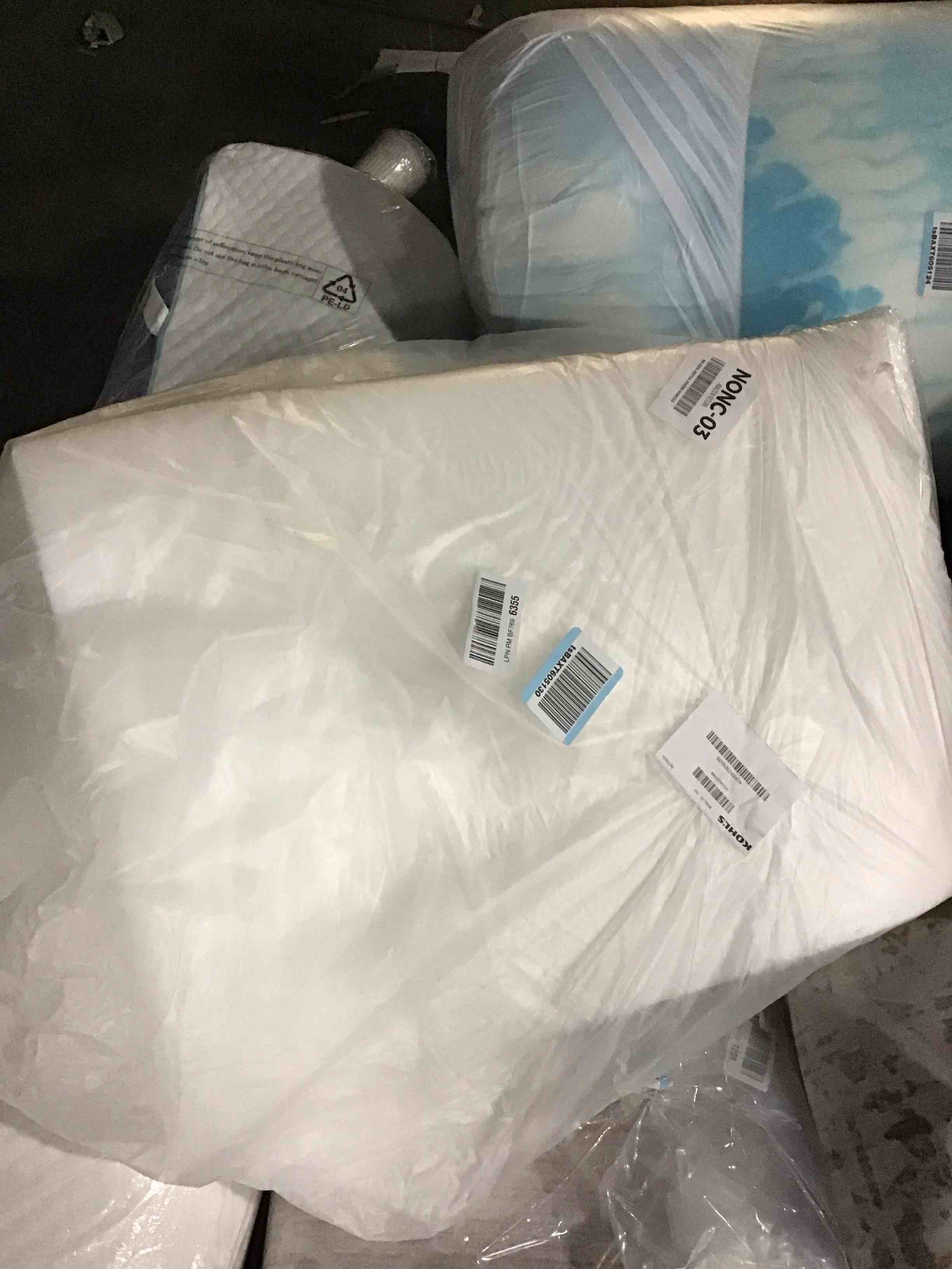 https://s3.amazonaws.com/lotting-images-prod/bidfta/PPE0073287_1728934540139.jpeg
