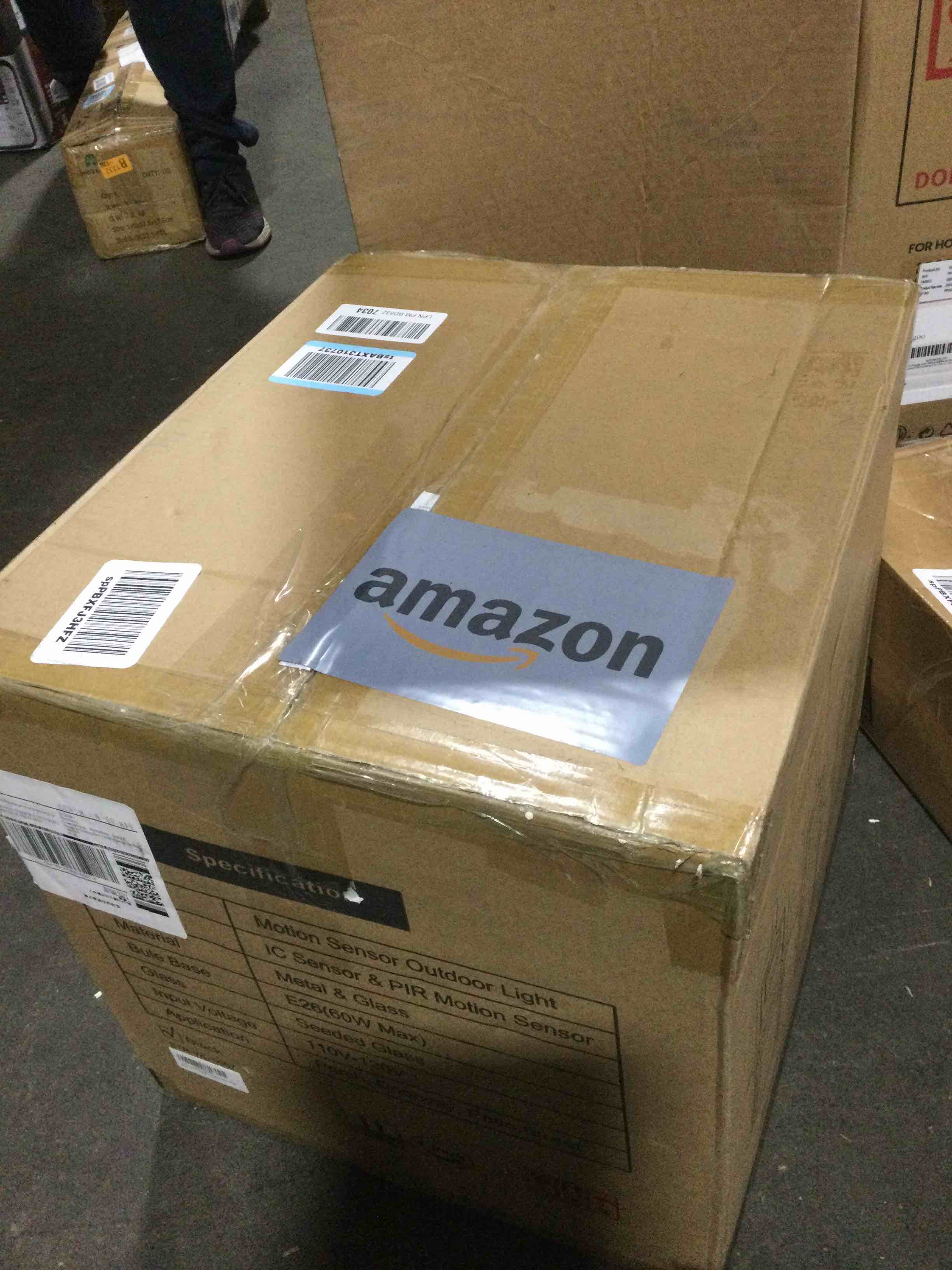 https://s3.amazonaws.com/lotting-images-prod/bidfta/PPE0075960_1728676621018.jpeg