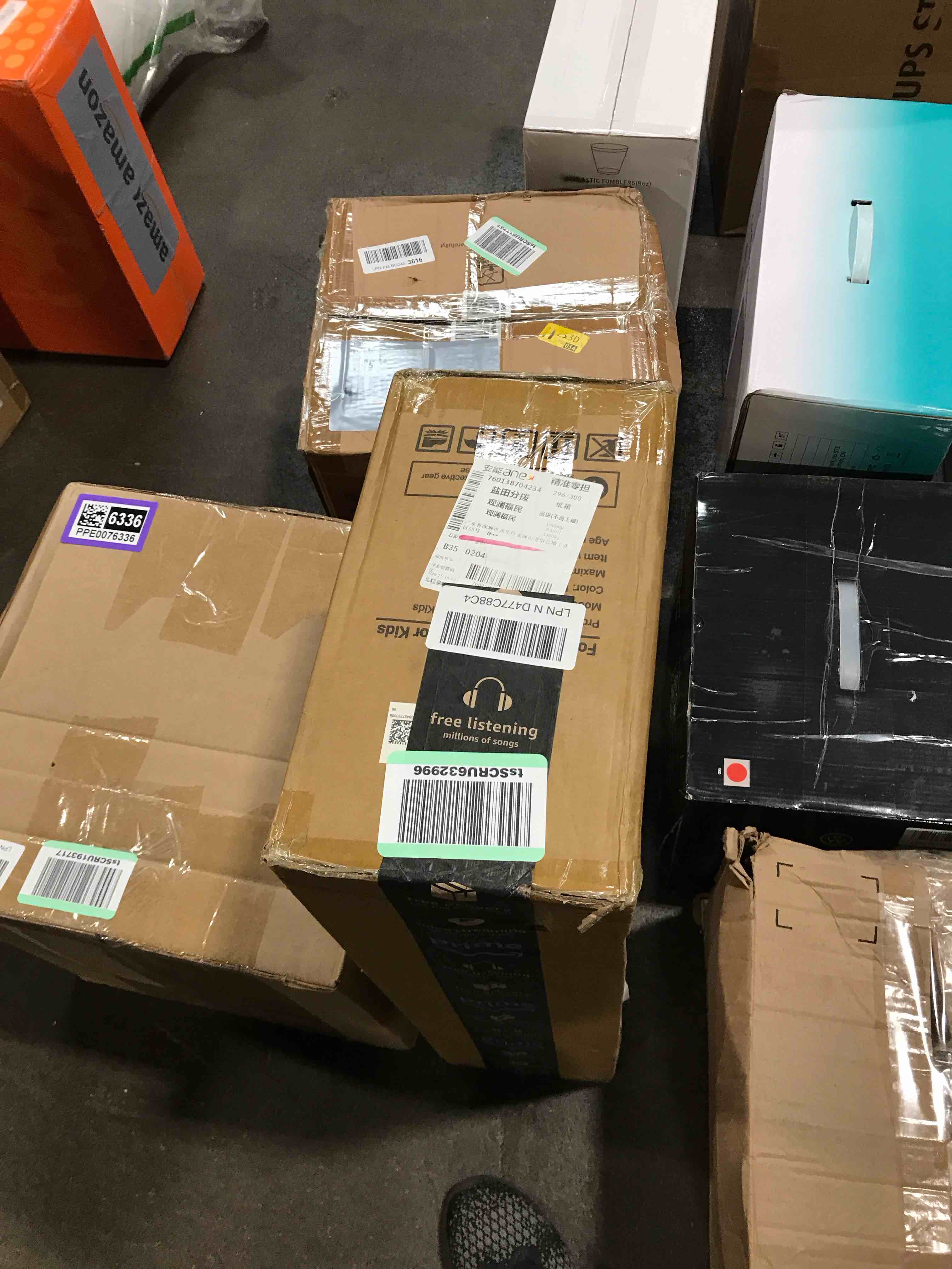https://s3.amazonaws.com/lotting-images-prod/bidfta/PPE0076337_1729084093393.jpeg
