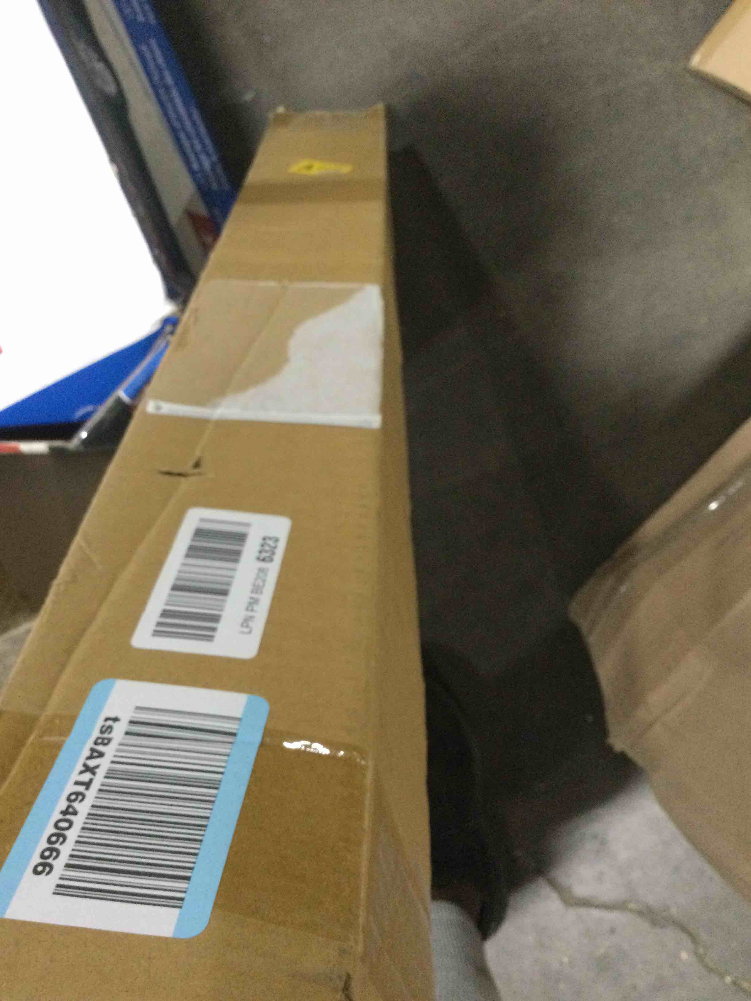 https://s3.amazonaws.com/lotting-images-prod/bidfta/PPE0077554_1728062725366.jpeg
