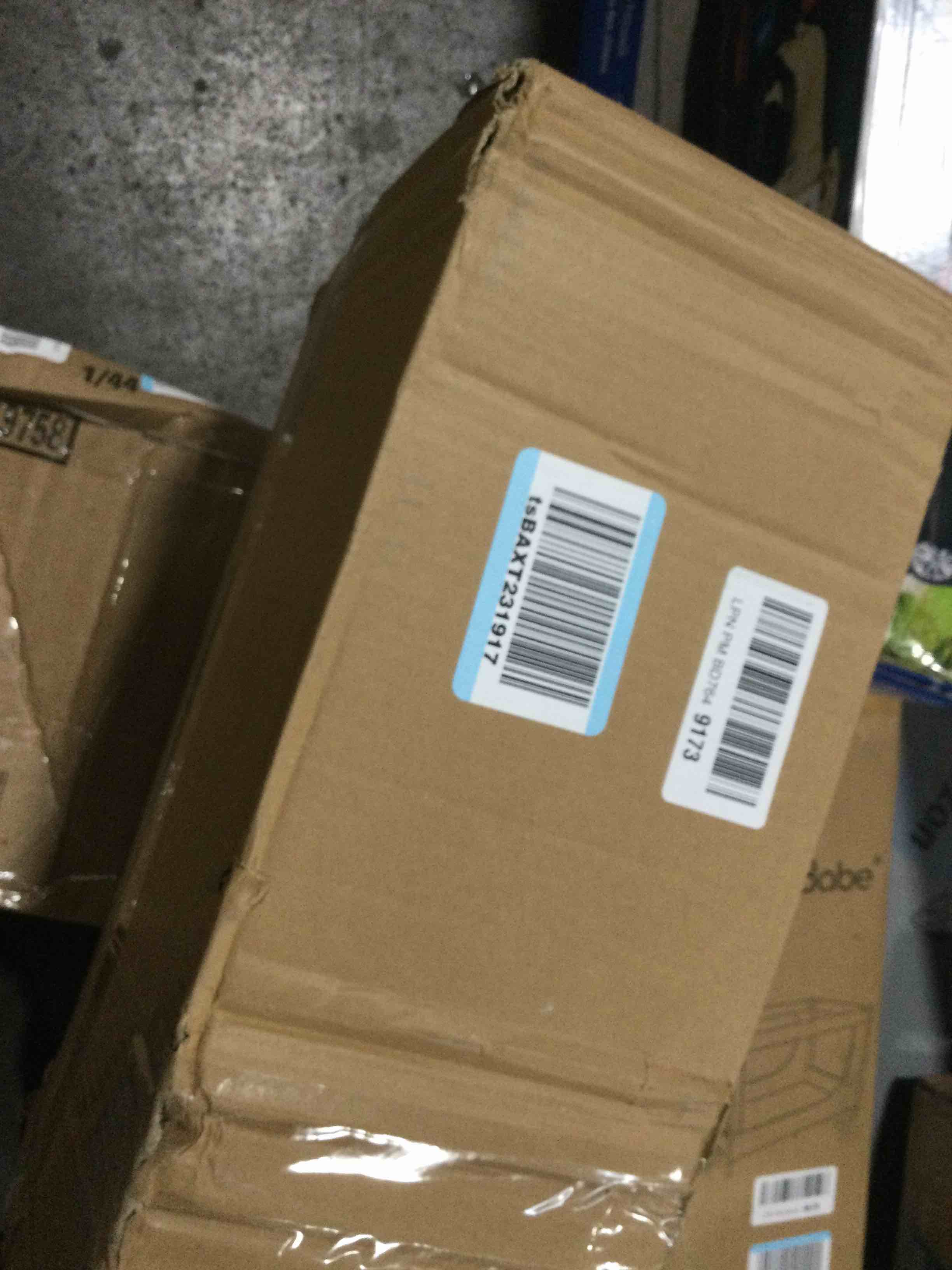 https://s3.amazonaws.com/lotting-images-prod/bidfta/PPE0077557_1728062502296.jpeg