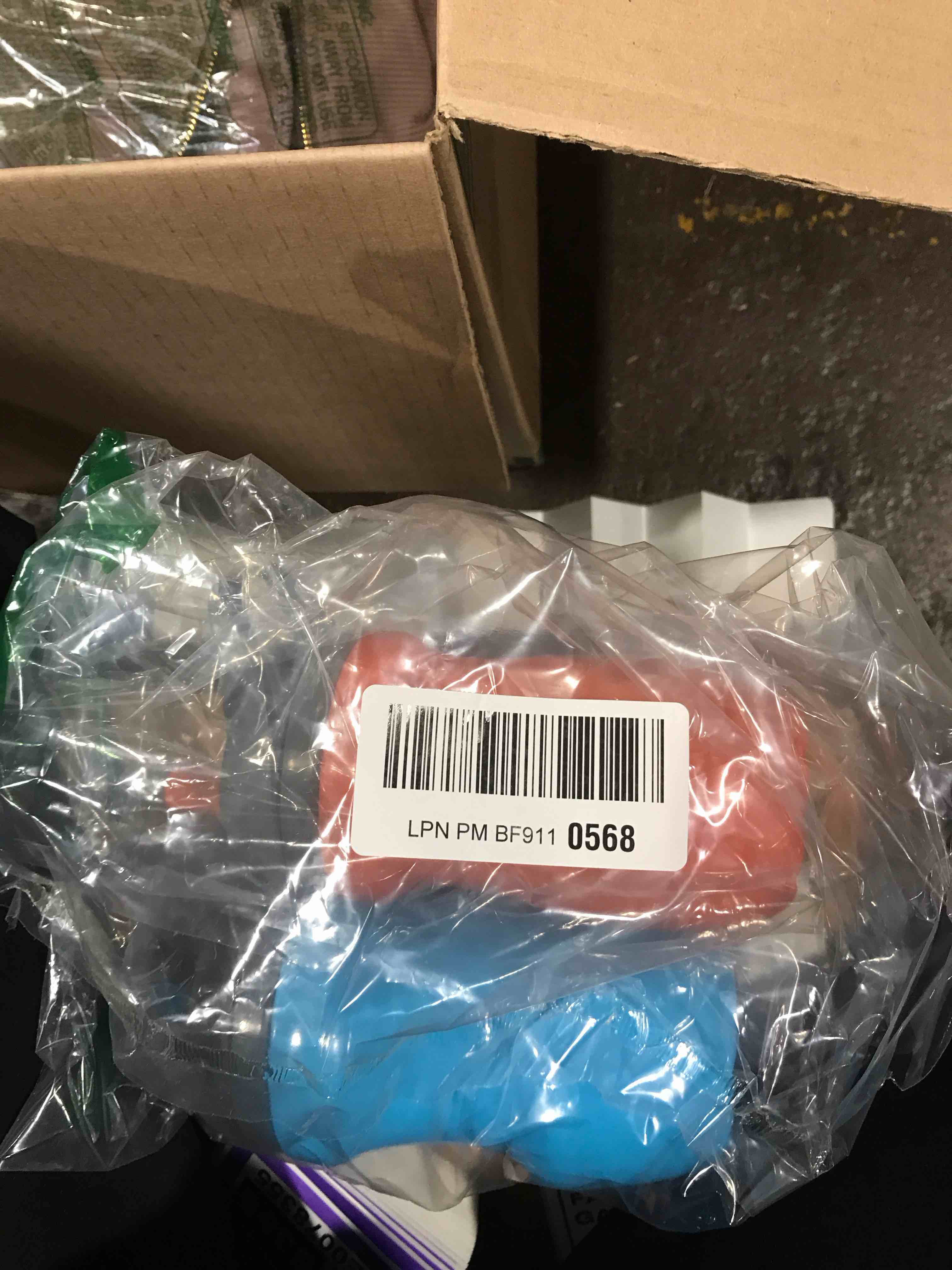 https://s3.amazonaws.com/lotting-images-prod/bidfta/PPE0078333_1728593926989.jpeg