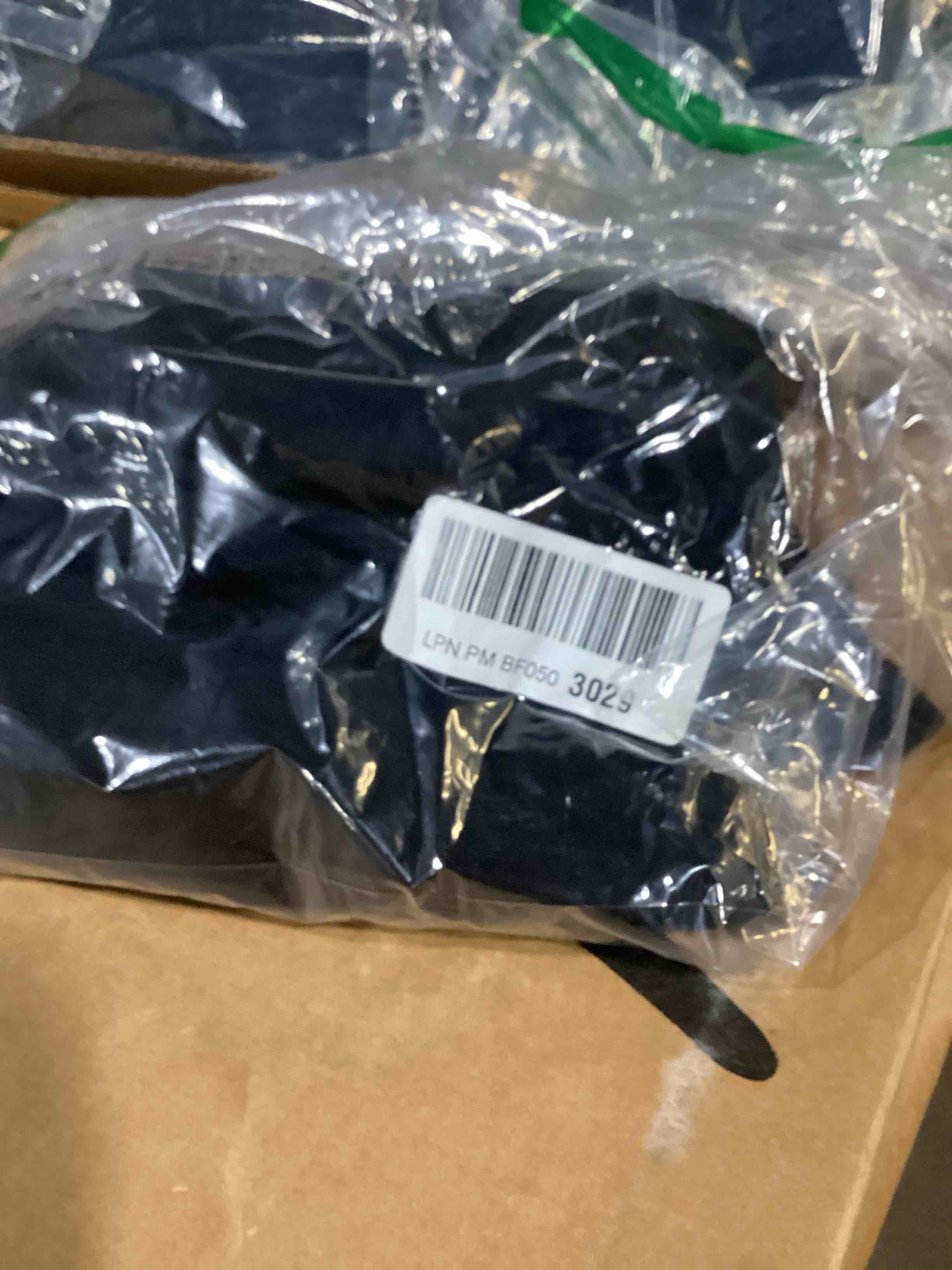 https://s3.amazonaws.com/lotting-images-prod/bidfta/PPE0078772_1728575783524.jpeg
