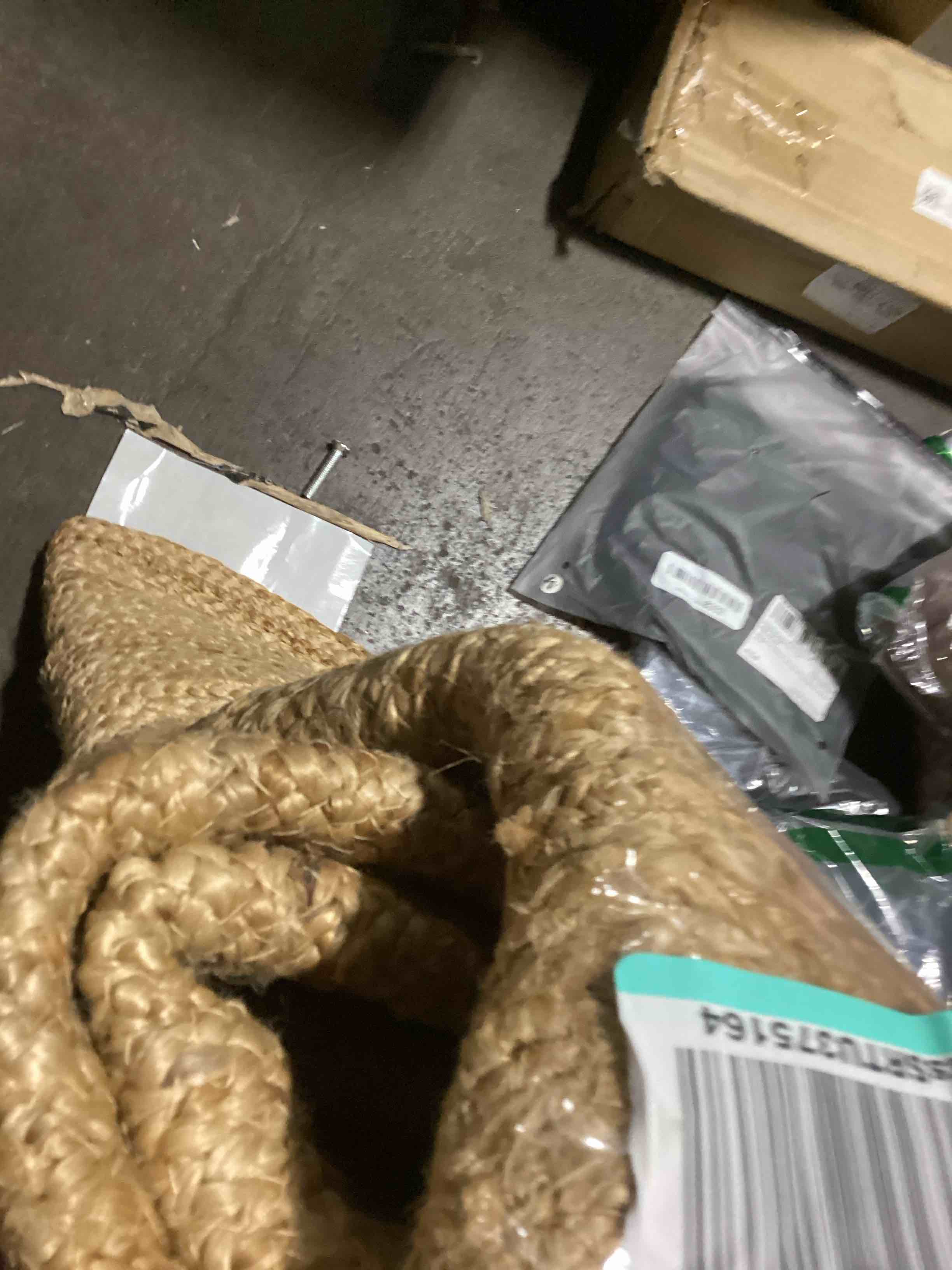 https://s3.amazonaws.com/lotting-images-prod/bidfta/PPE0078920_1728568045898.jpeg