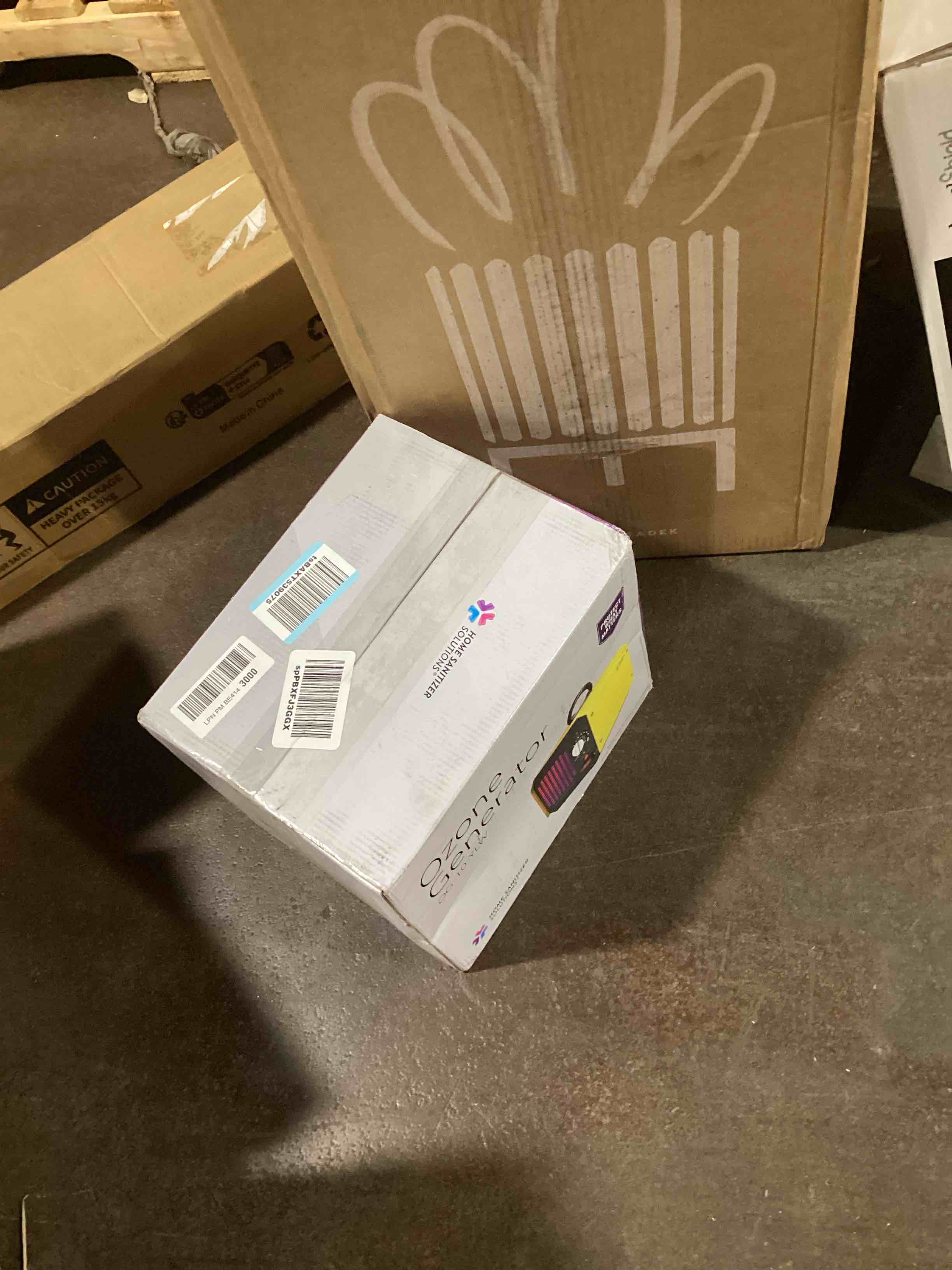 https://s3.amazonaws.com/lotting-images-prod/bidfta/PPE0080045_1728926927009.jpeg