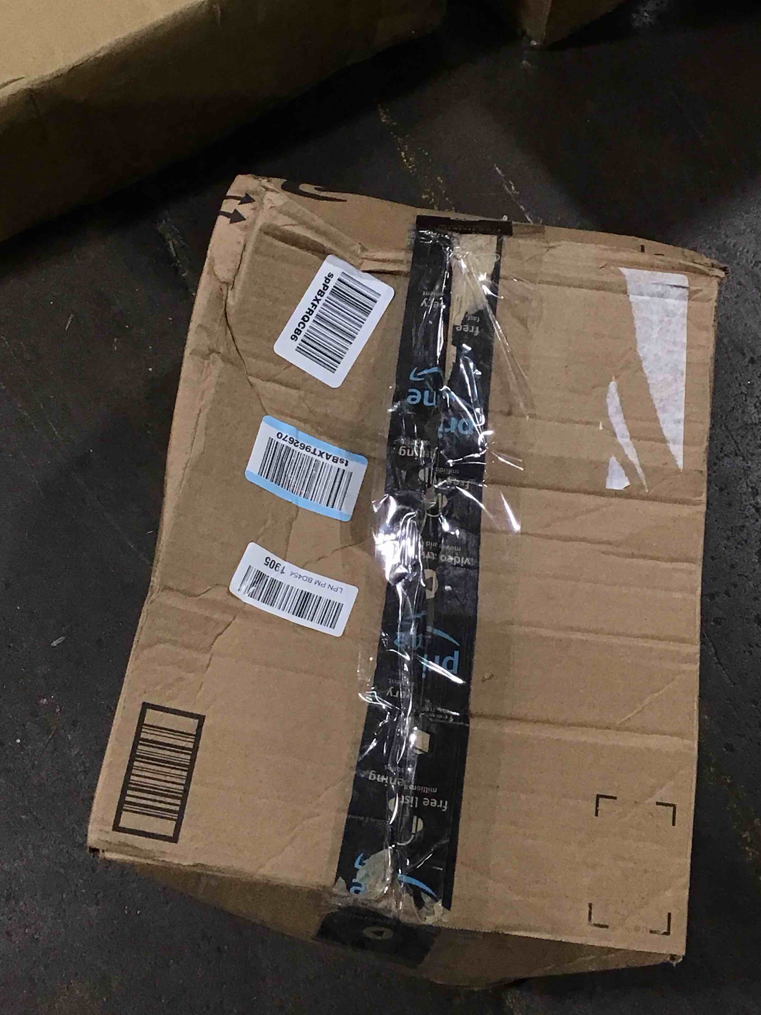 https://s3.amazonaws.com/lotting-images-prod/bidfta/PPE0082265_1728932223065.jpeg