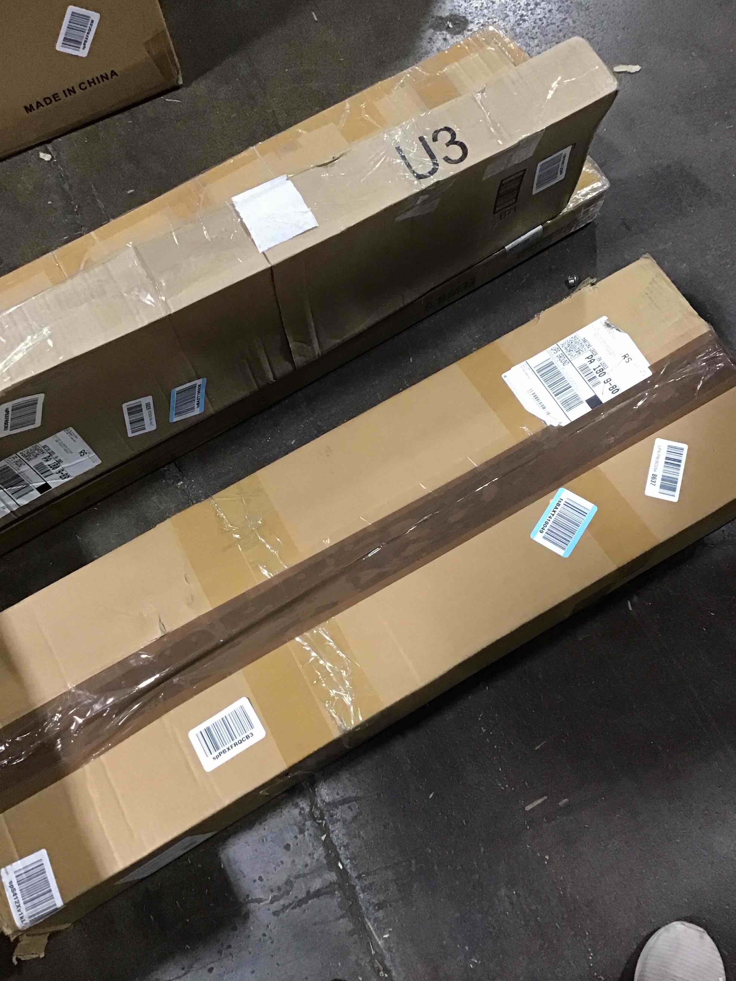 https://s3.amazonaws.com/lotting-images-prod/bidfta/PPE0082374_1728932684412.jpeg