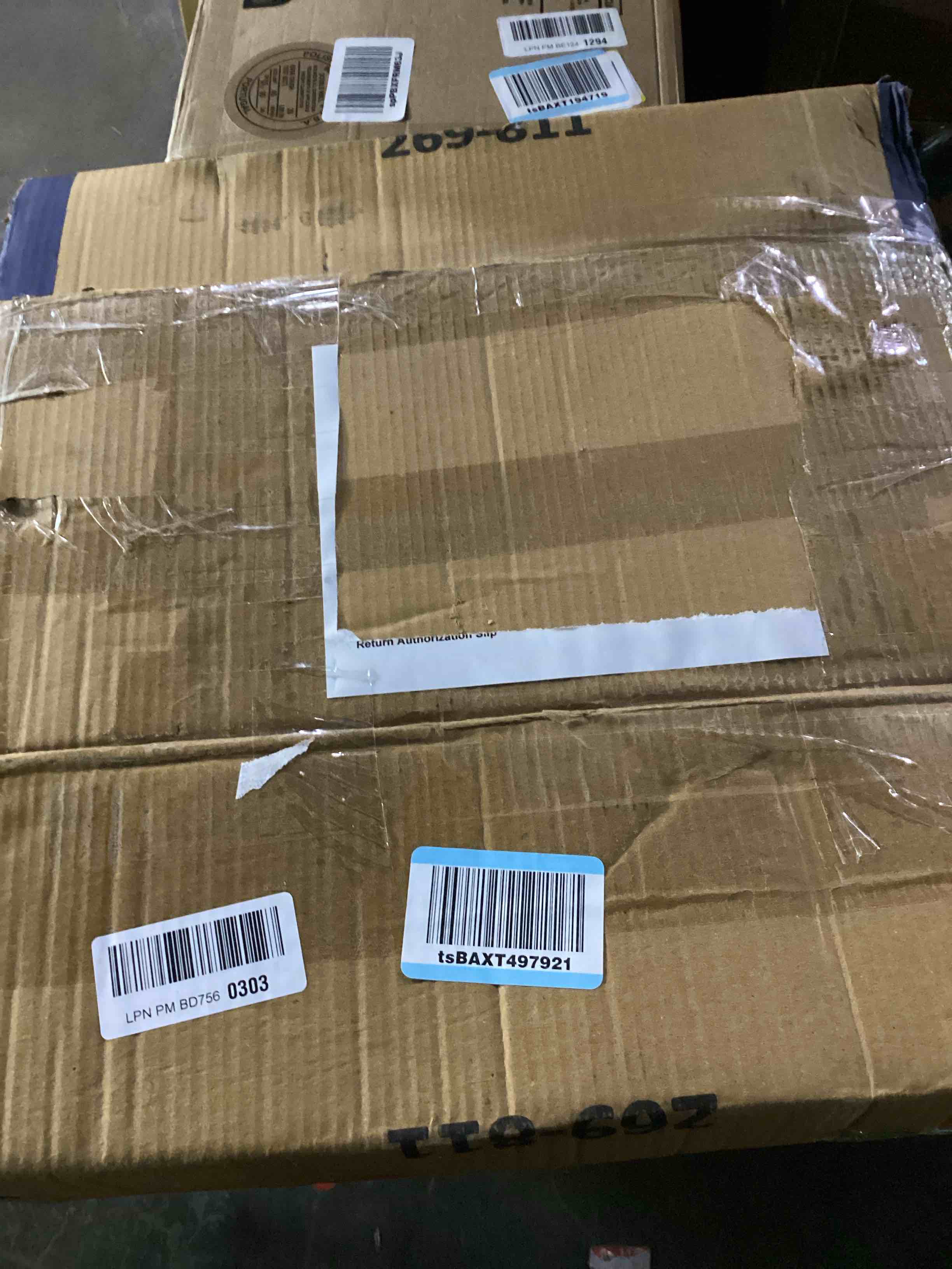 https://s3.amazonaws.com/lotting-images-prod/bidfta/PPE0082523_1728918665933.jpeg