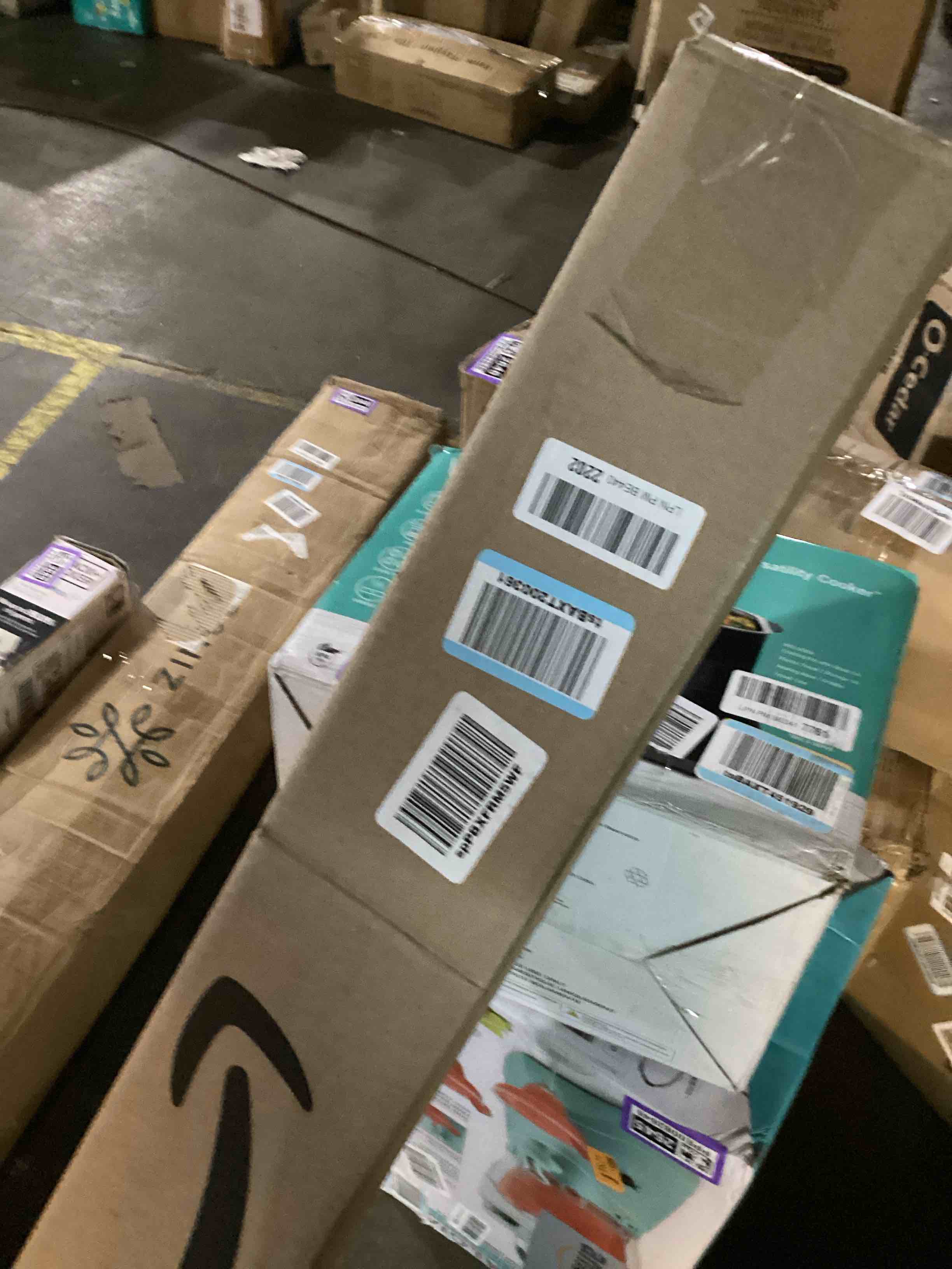 https://s3.amazonaws.com/lotting-images-prod/bidfta/PPE0082649_1728920269224.jpeg