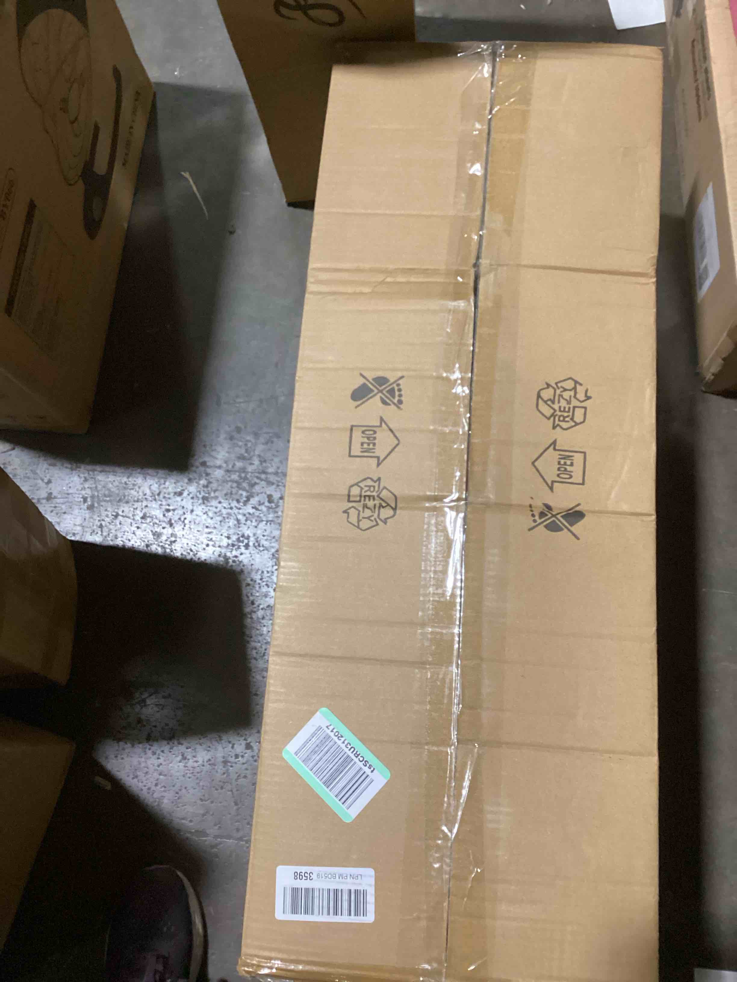 https://s3.amazonaws.com/lotting-images-prod/bidfta/PPE0084197_1728661848254.jpeg
