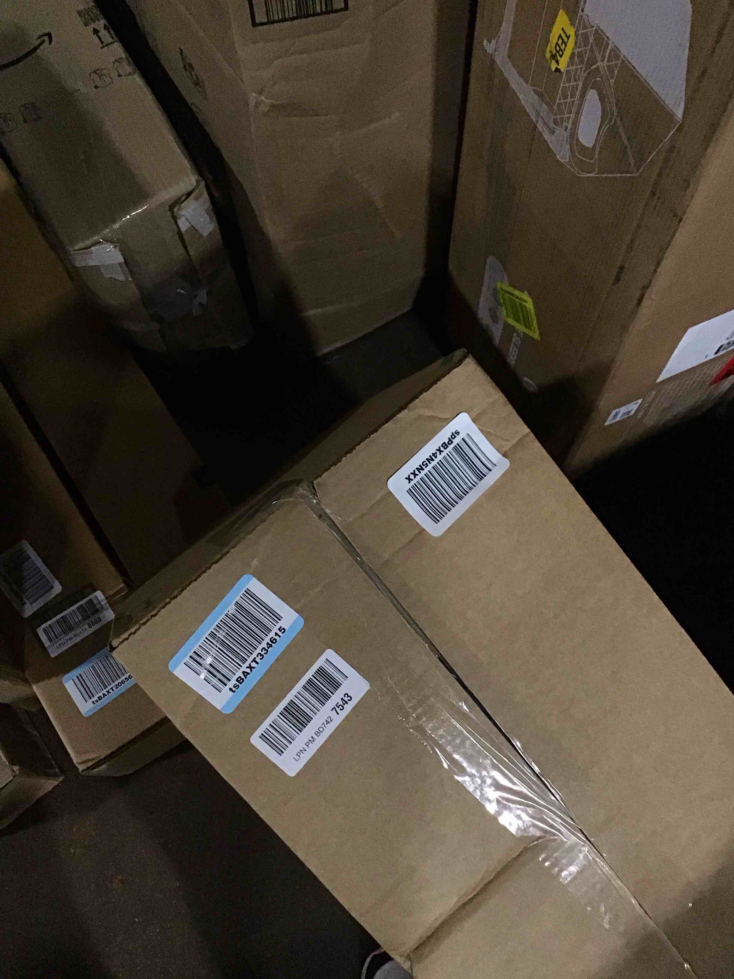 https://s3.amazonaws.com/lotting-images-prod/bidfta/PPE0084711_1728573160907.jpeg