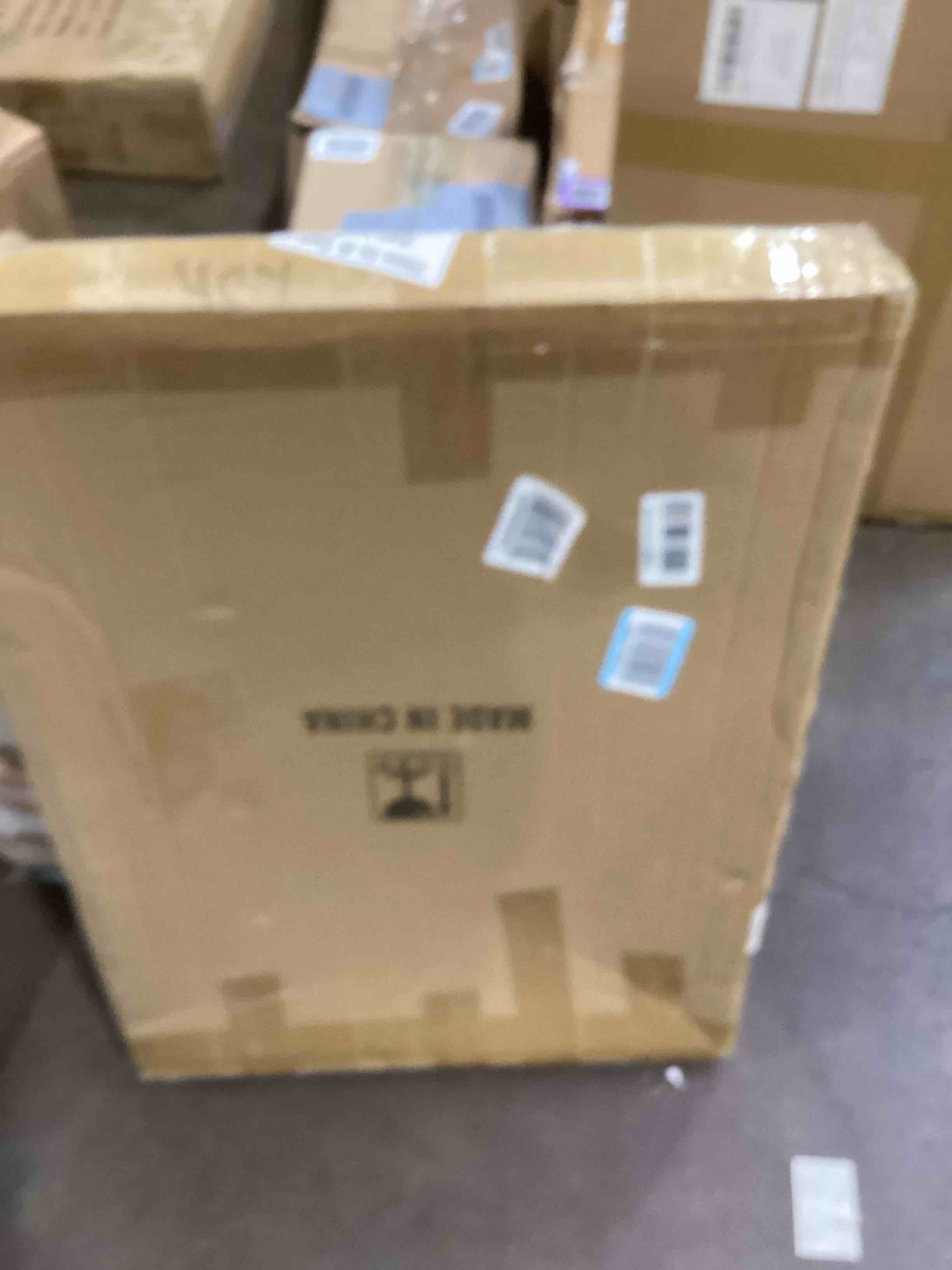 https://s3.amazonaws.com/lotting-images-prod/bidfta/PPE0085516_1728400574320.jpeg