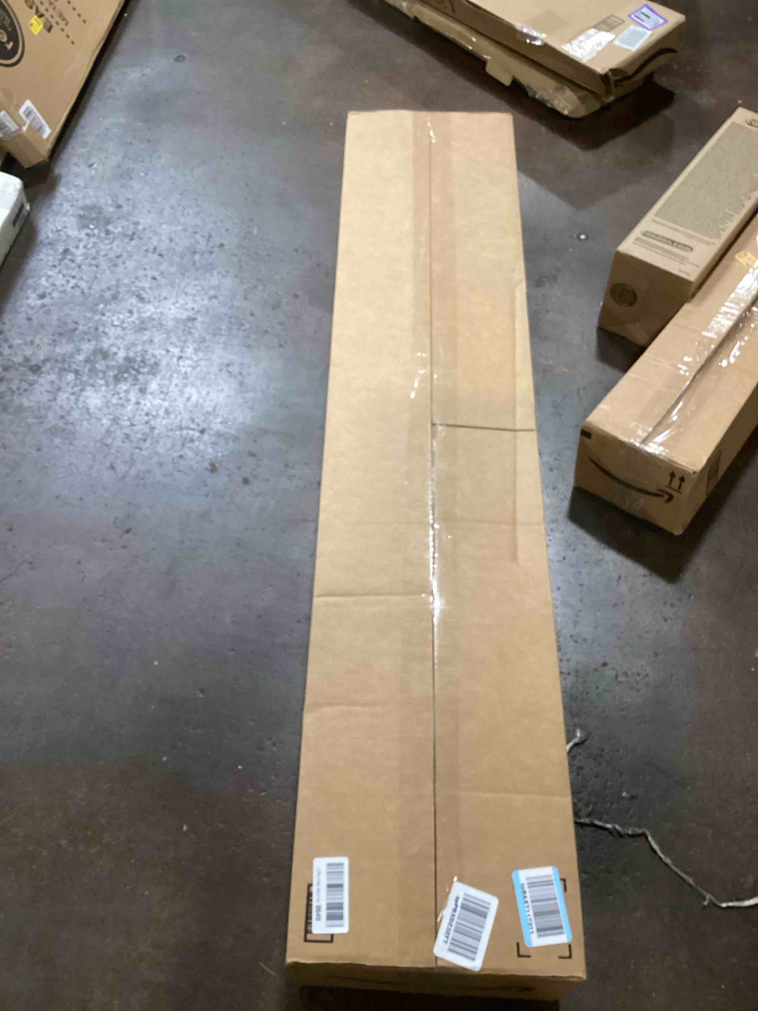 https://s3.amazonaws.com/lotting-images-prod/bidfta/PPE0085518_1728400493074.jpeg