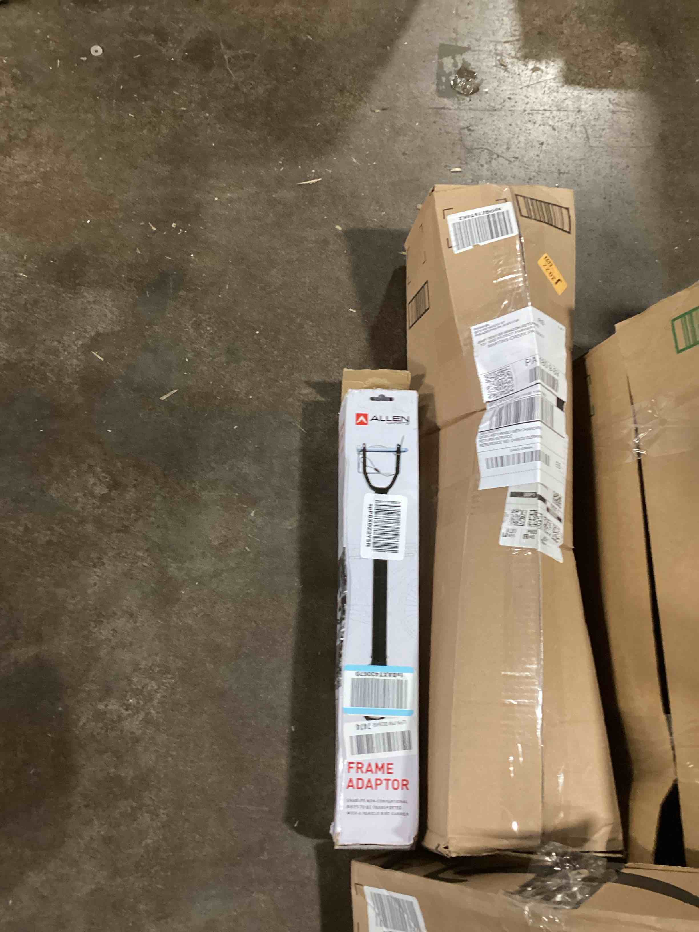https://s3.amazonaws.com/lotting-images-prod/bidfta/PPE0085847_1728328047024.jpeg