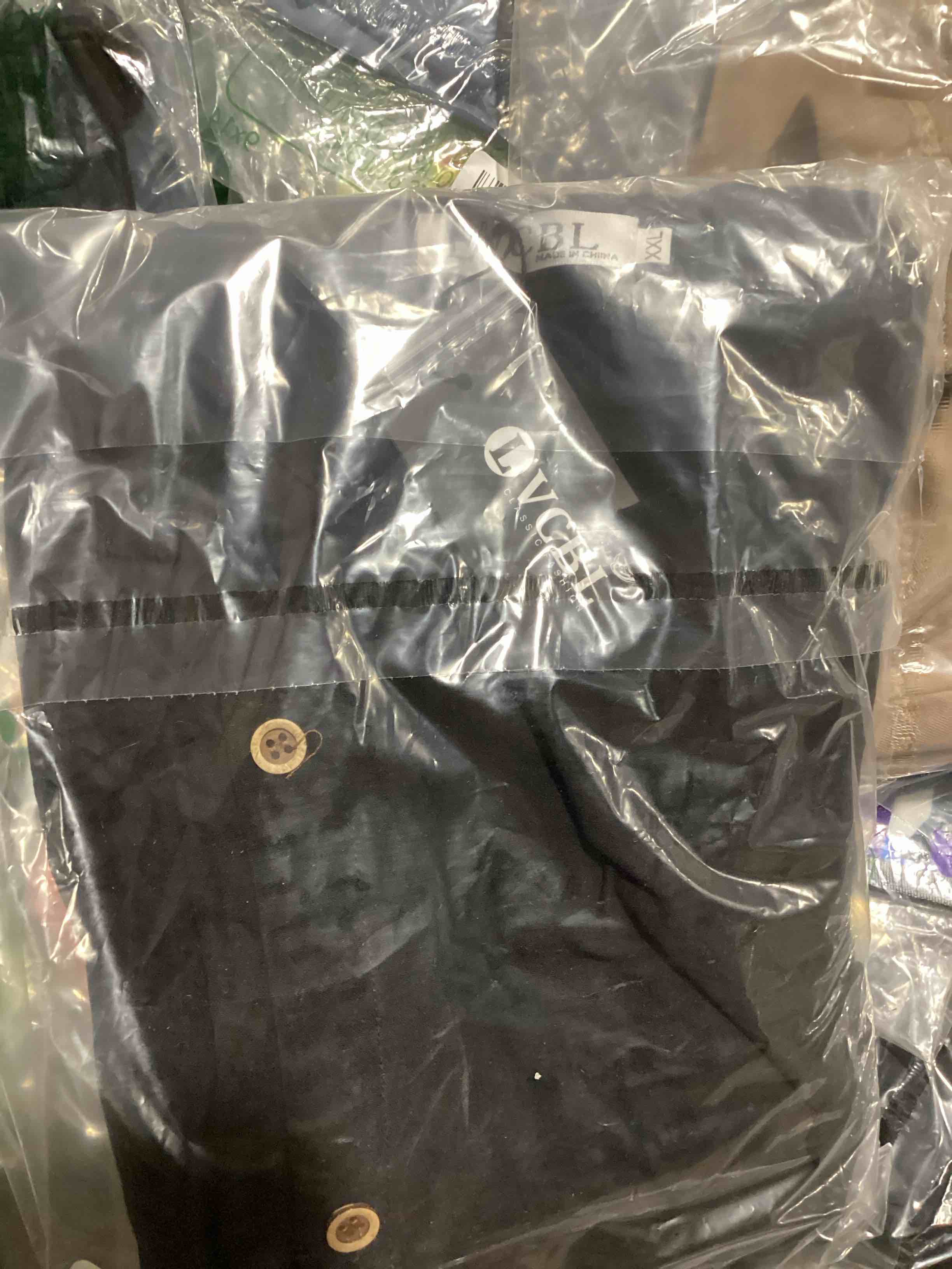 https://s3.amazonaws.com/lotting-images-prod/bidfta/PPE0085962_1728590935962.jpeg