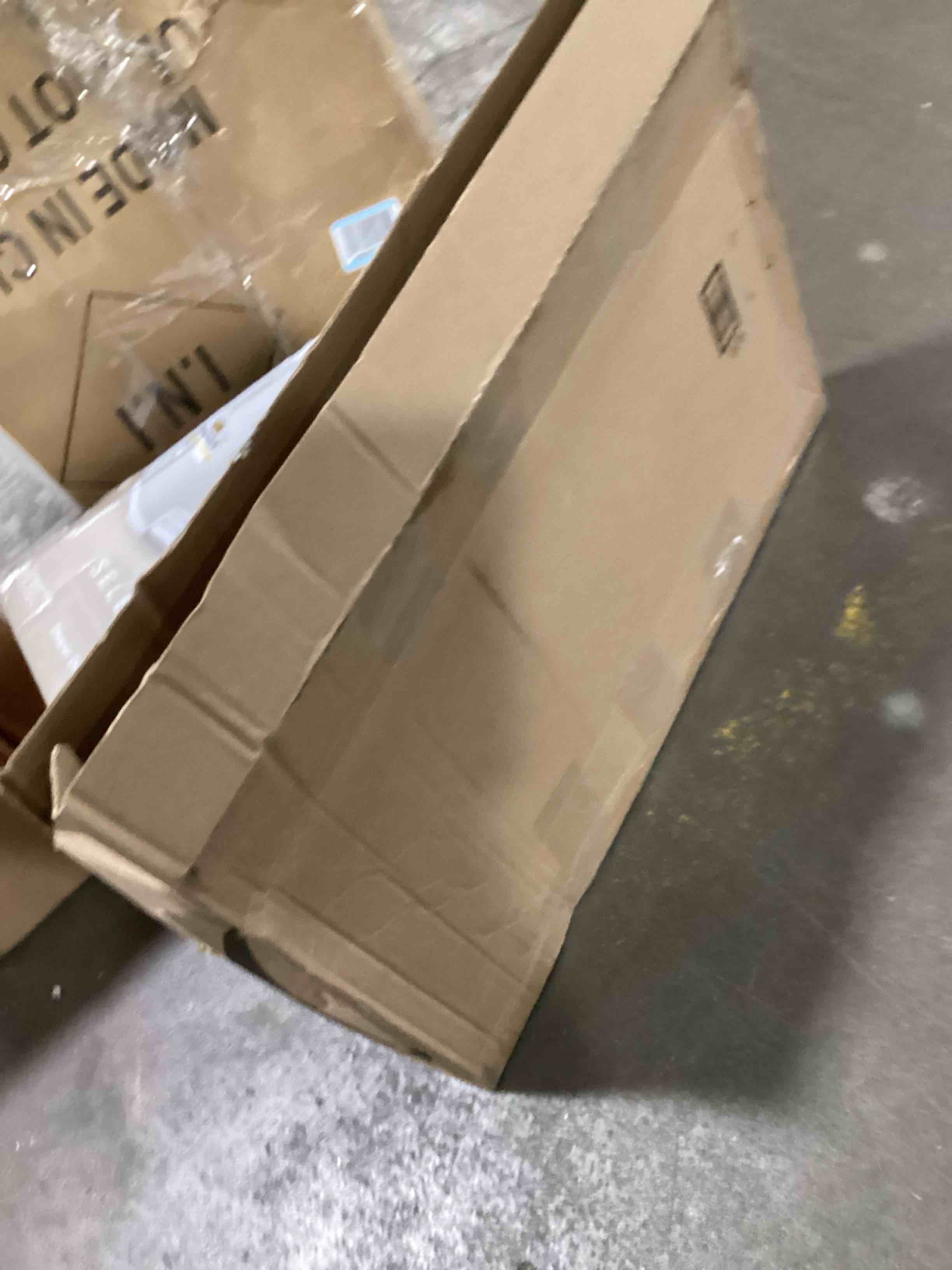 https://s3.amazonaws.com/lotting-images-prod/bidfta/PPE0086695_1730833433314.jpeg