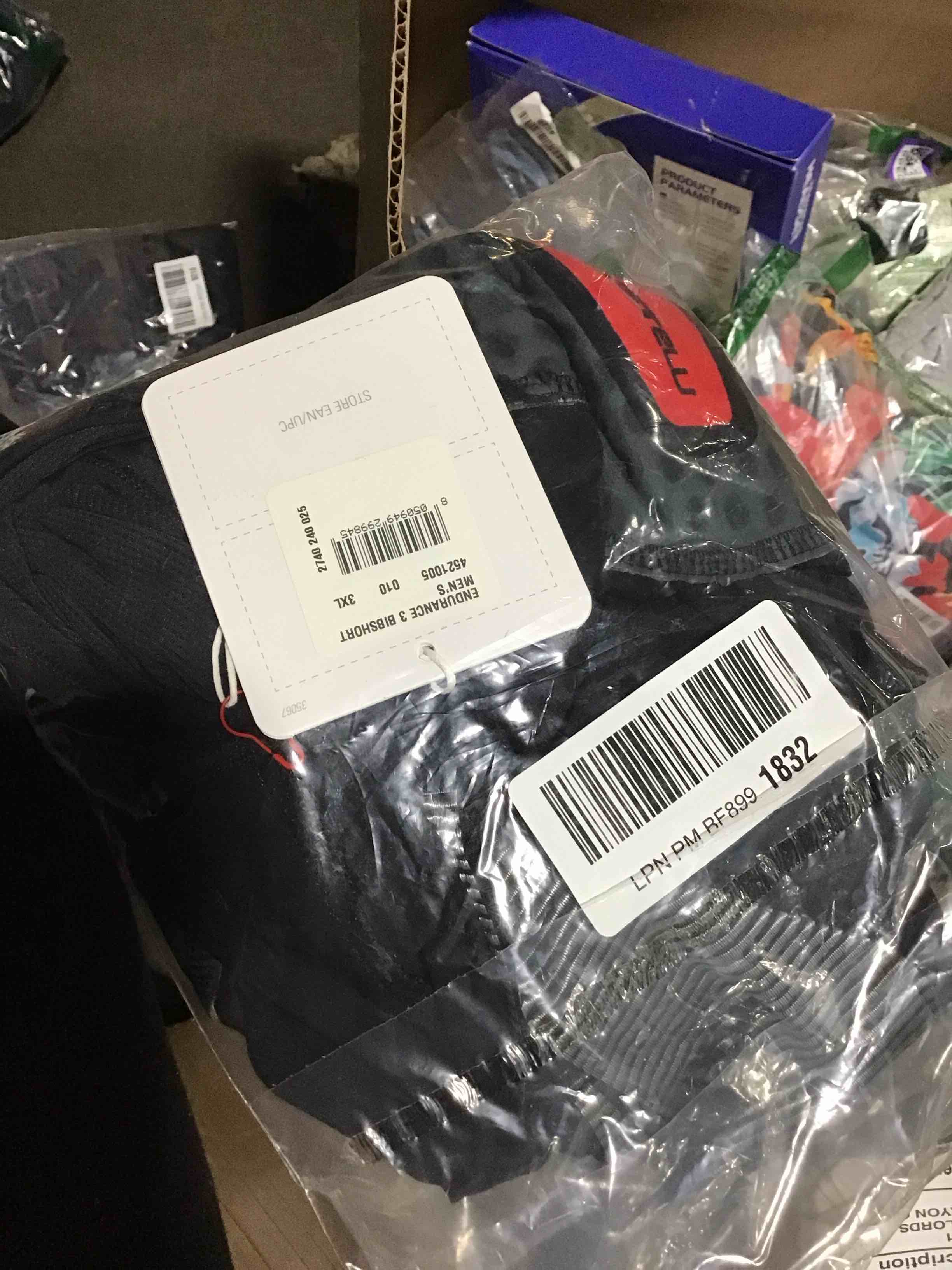 https://s3.amazonaws.com/lotting-images-prod/bidfta/PPE0087583_1728594268392.jpeg