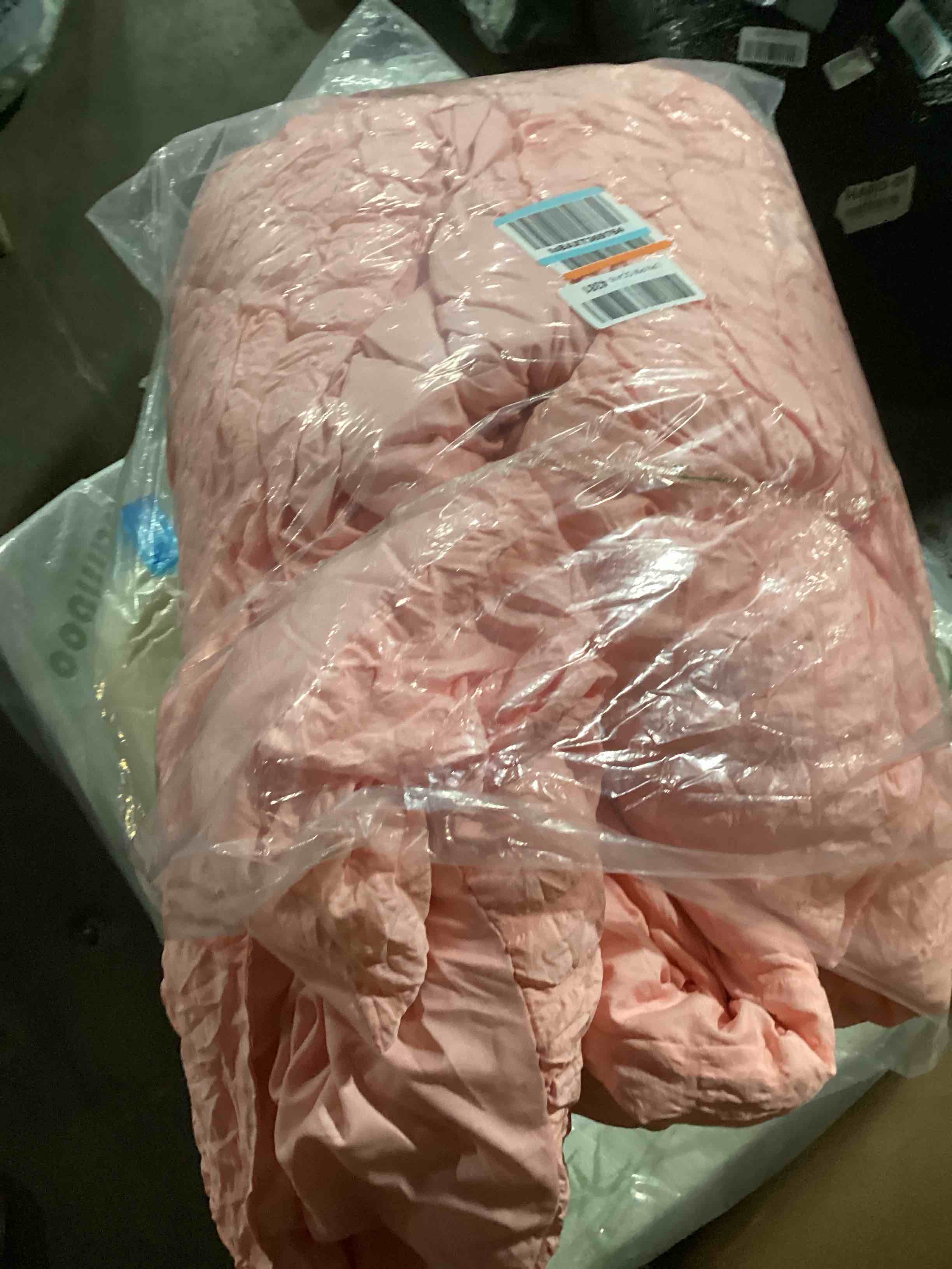 https://s3.amazonaws.com/lotting-images-prod/bidfta/PPE0088300_1729714612061.jpeg