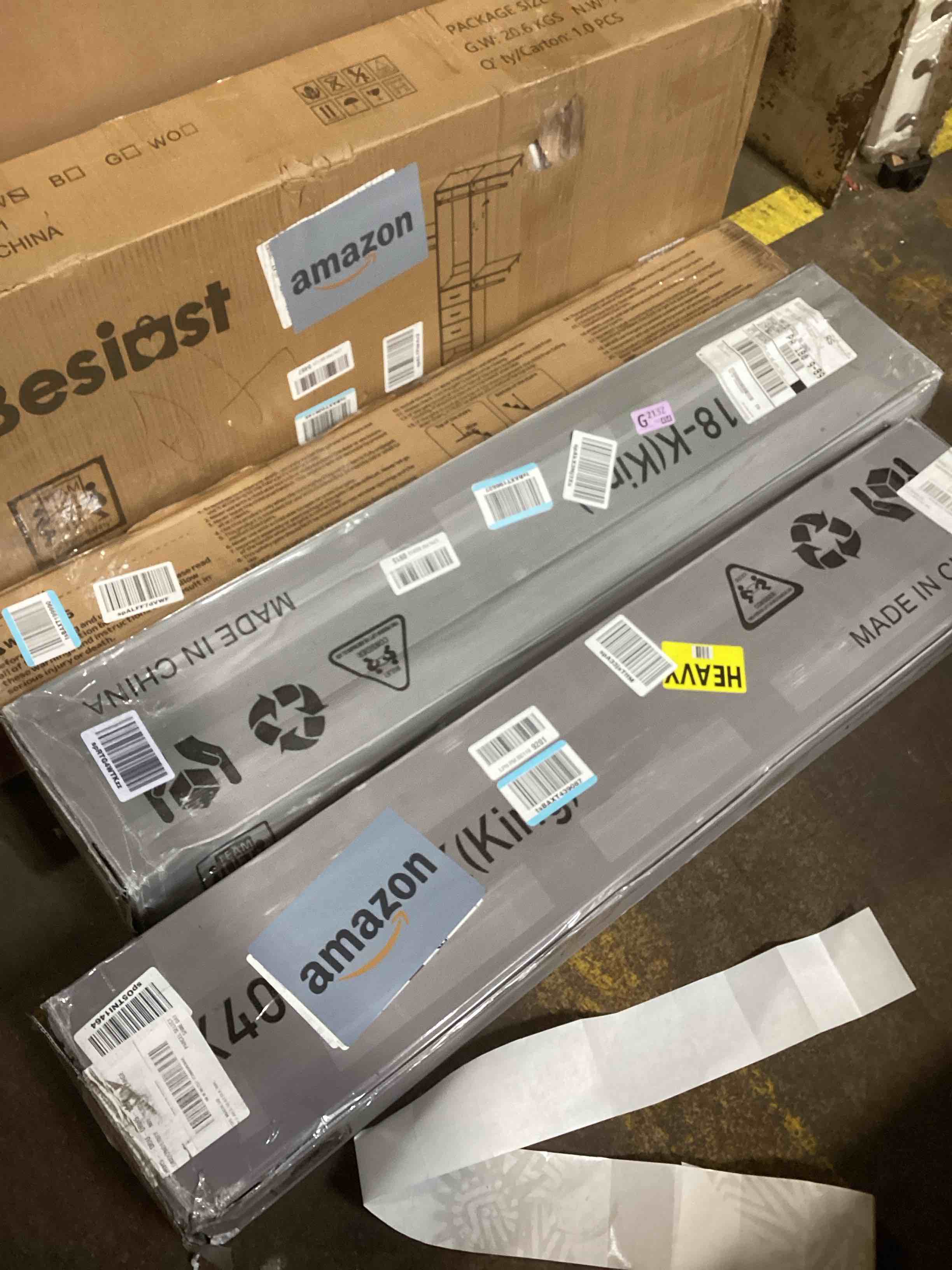 https://s3.amazonaws.com/lotting-images-prod/bidfta/PPE0088394_1729706157890.jpeg