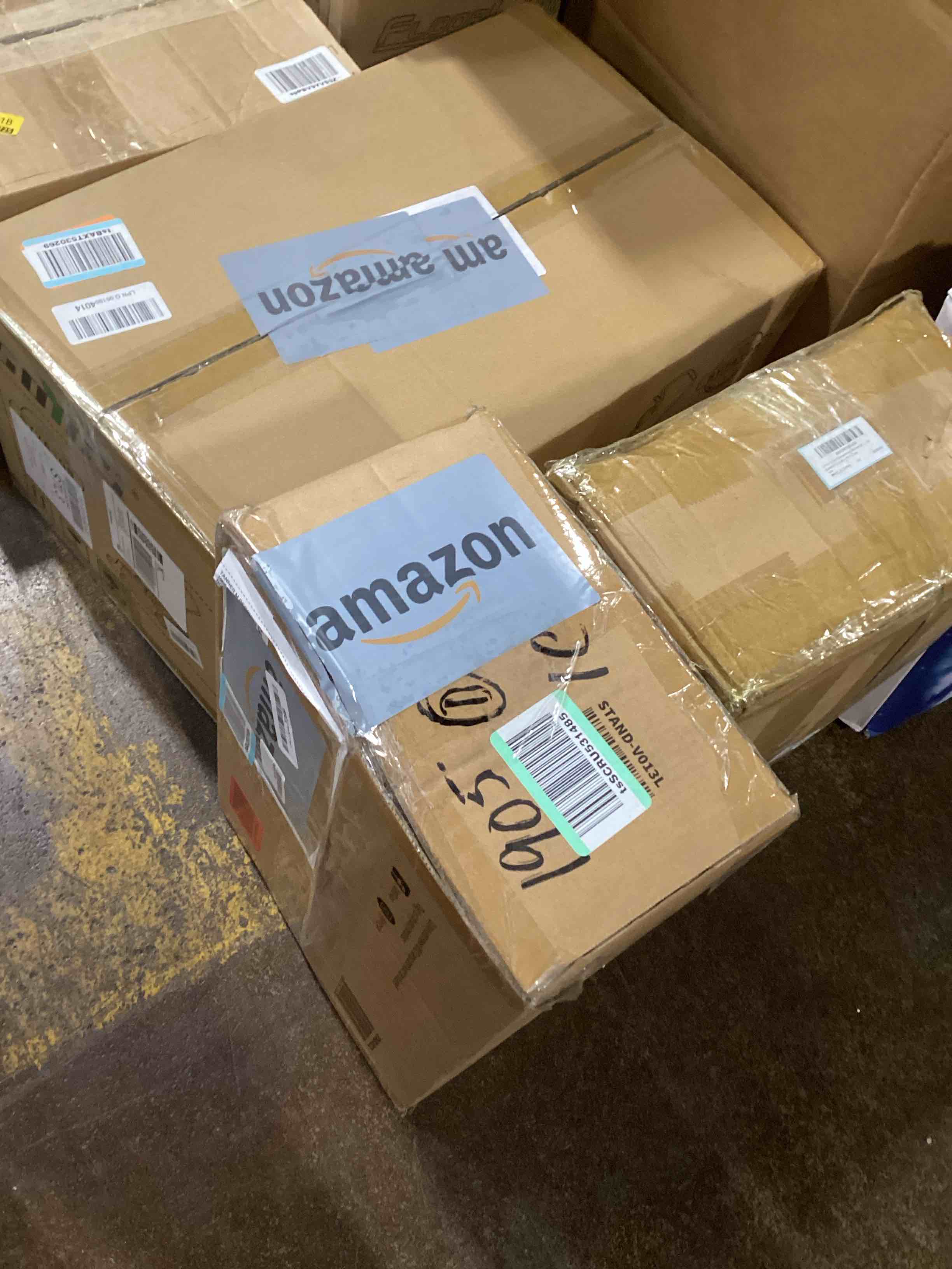 https://s3.amazonaws.com/lotting-images-prod/bidfta/PPE0088457_1729713128107.jpeg