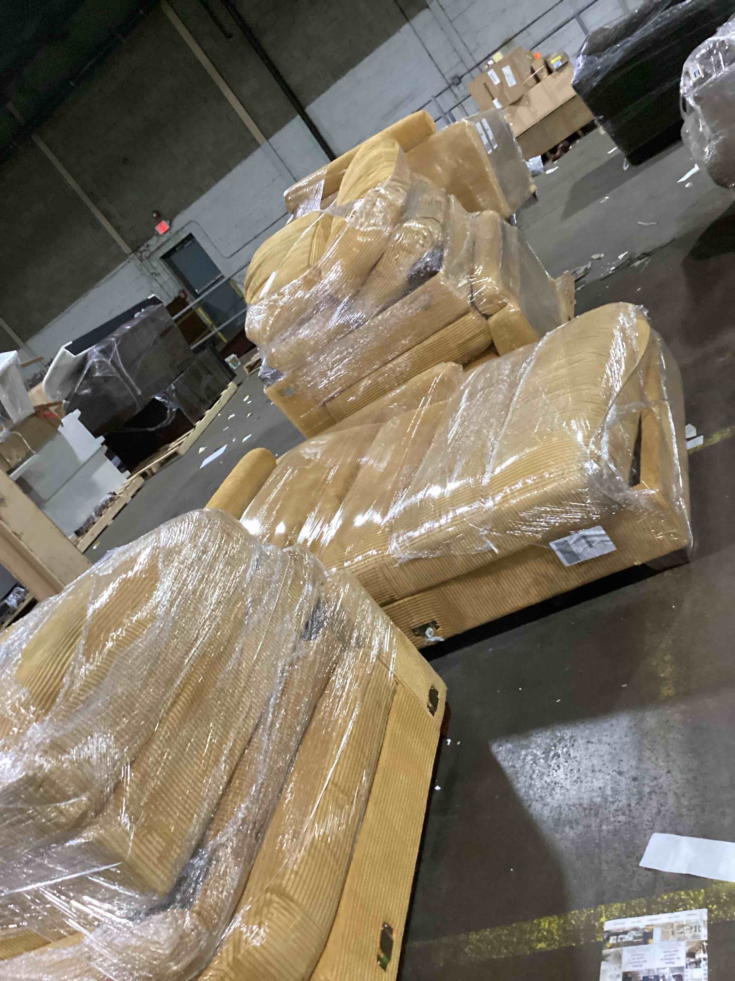 https://s3.amazonaws.com/lotting-images-prod/bidfta/PPE0090916_1730494041501.jpeg