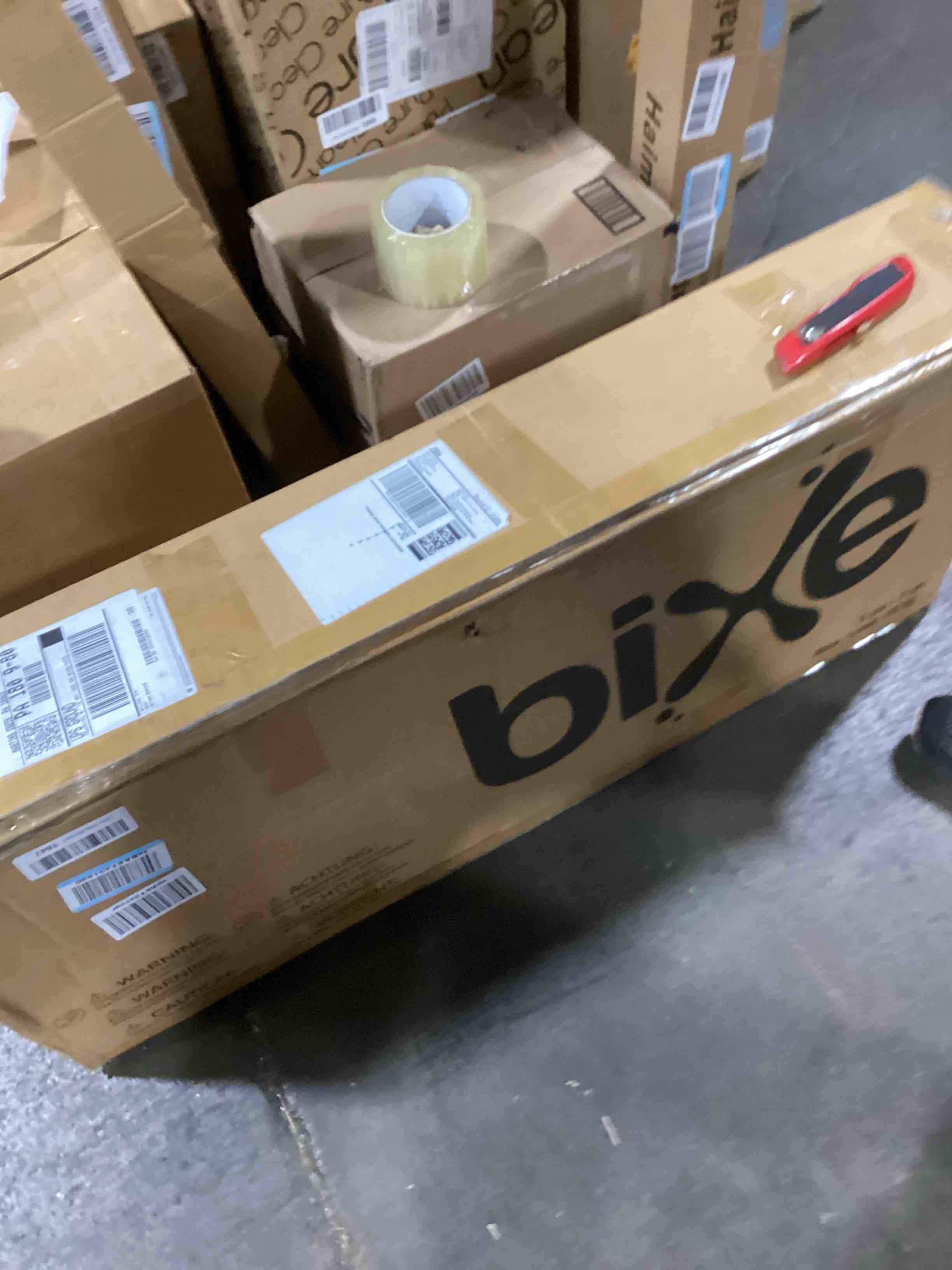 https://s3.amazonaws.com/lotting-images-prod/bidfta/PPE0091048_1729693805669.jpeg
