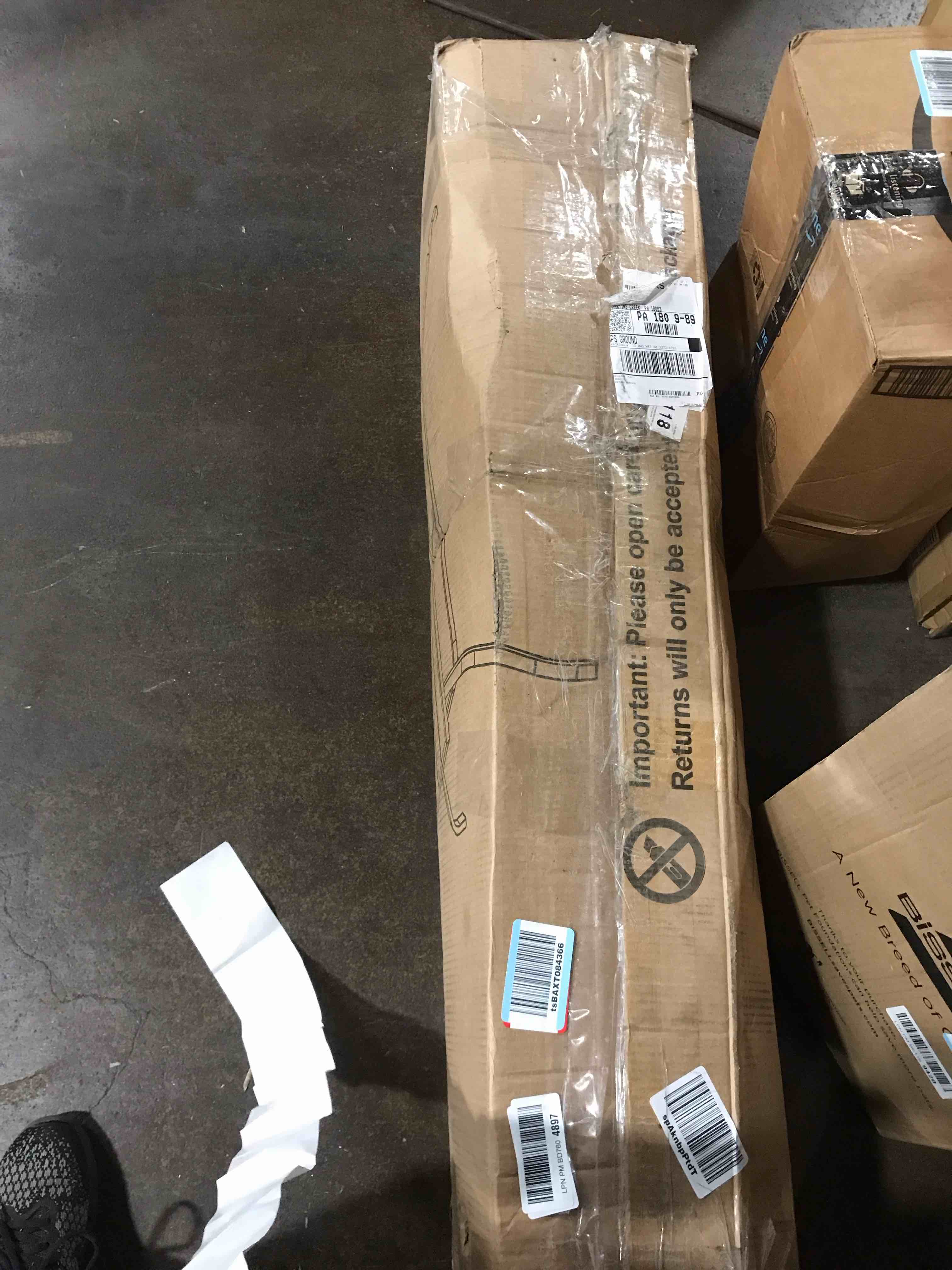 https://s3.amazonaws.com/lotting-images-prod/bidfta/PPE0092228_1729783215398.jpeg