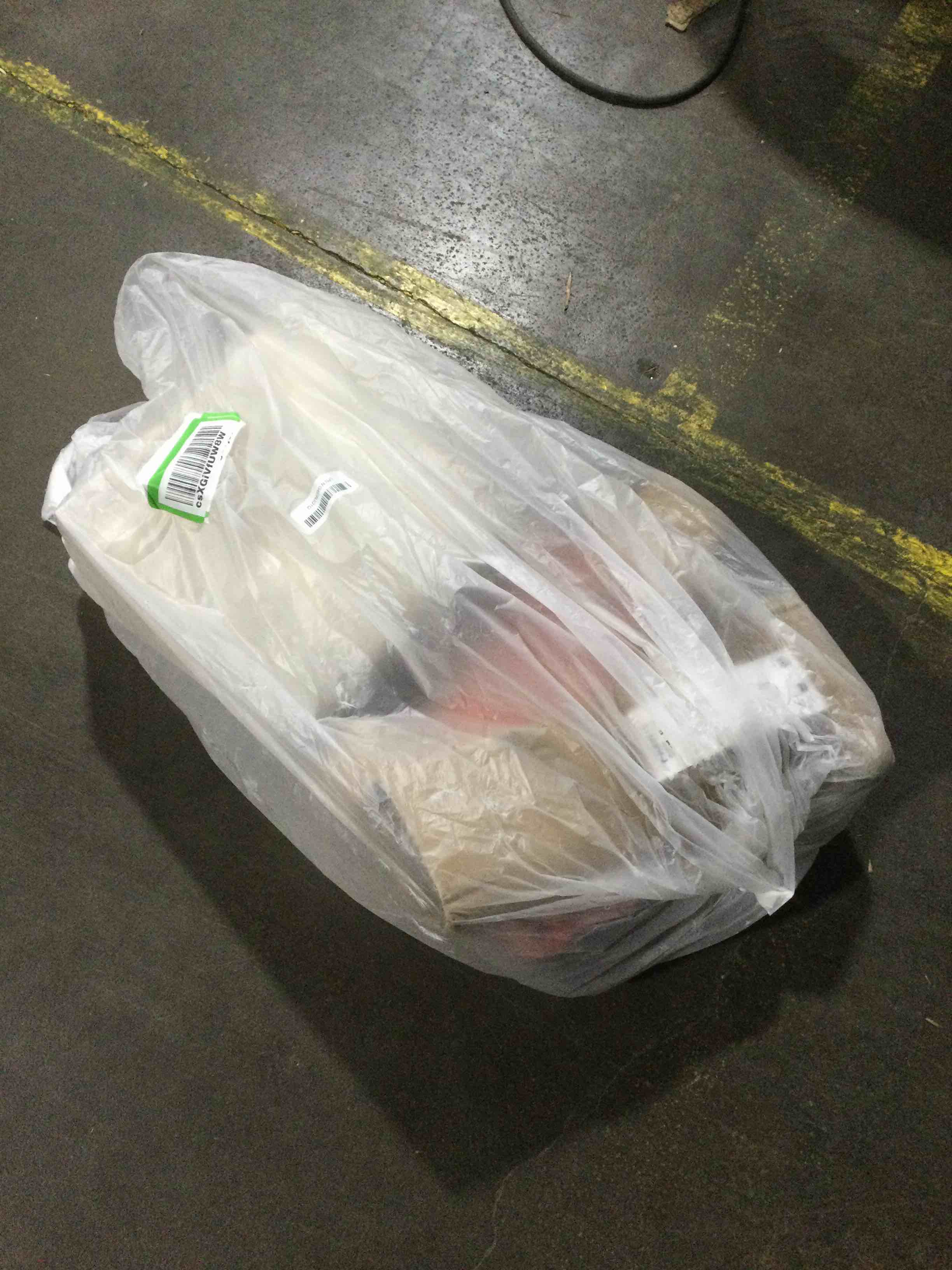 https://s3.amazonaws.com/lotting-images-prod/bidfta/PPE0093223_1729025896607.jpeg