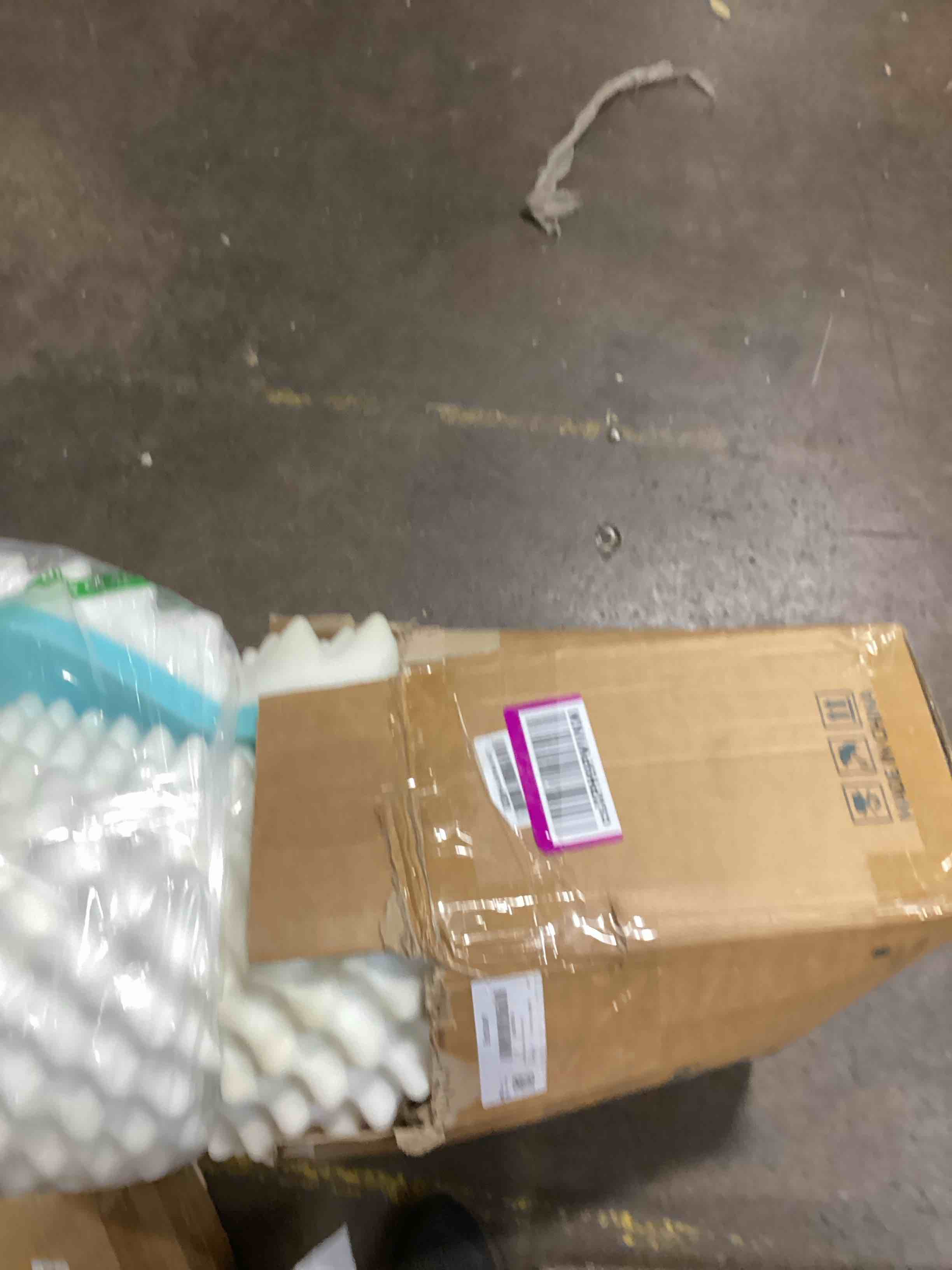 https://s3.amazonaws.com/lotting-images-prod/bidfta/PPE0095313_1729023163248.jpeg