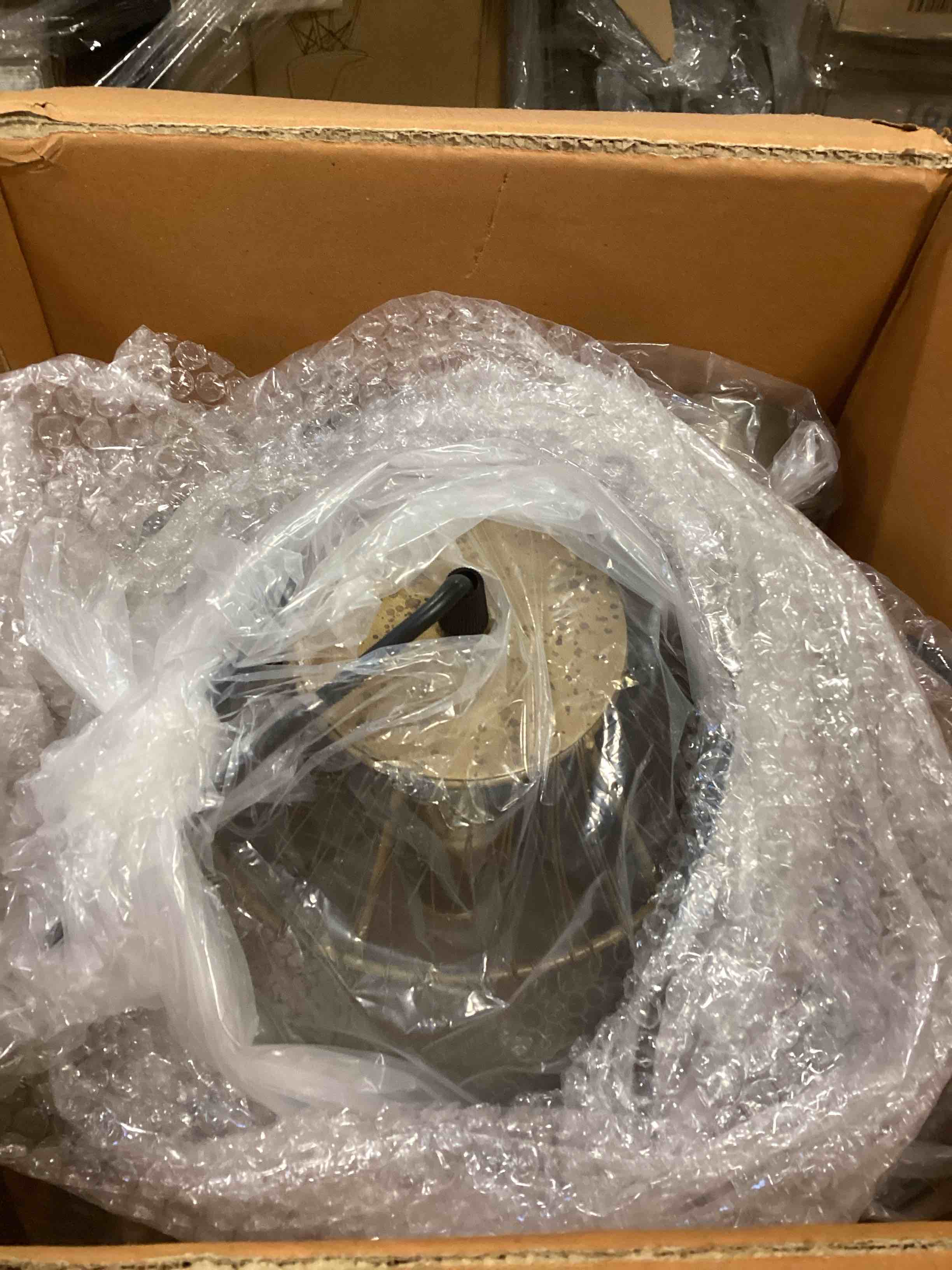 https://s3.amazonaws.com/lotting-images-prod/bidfta/PPE0106715_1736776751680.jpeg