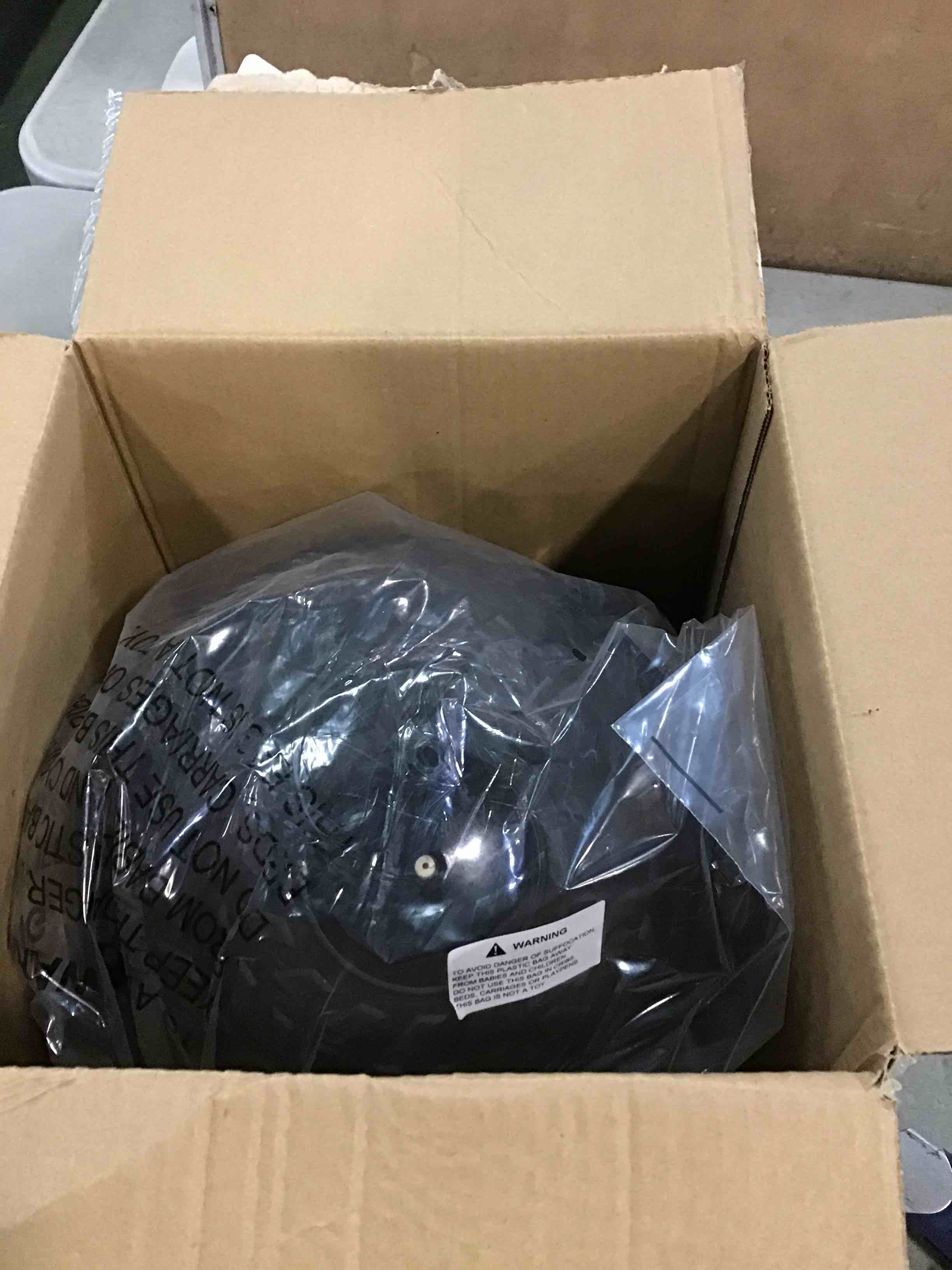 https://s3.amazonaws.com/lotting-images-prod/bidfta/PPE0113668_1724084688451.jpeg