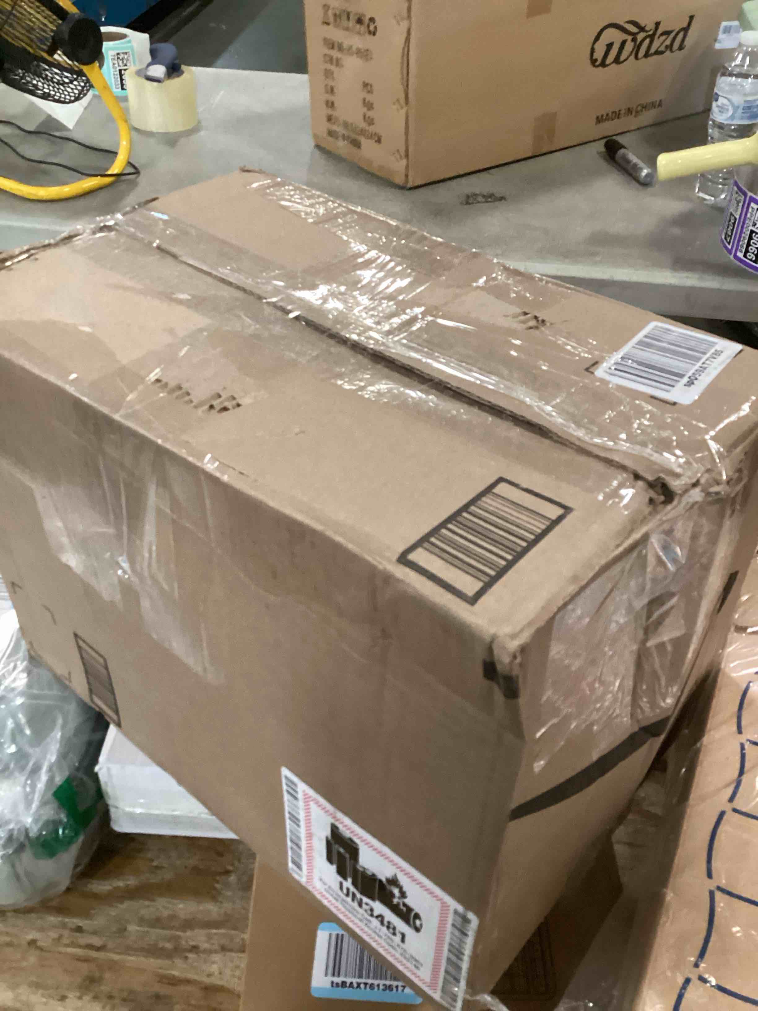 https://s3.amazonaws.com/lotting-images-prod/bidfta/PPE0114441_1724156086830.jpeg