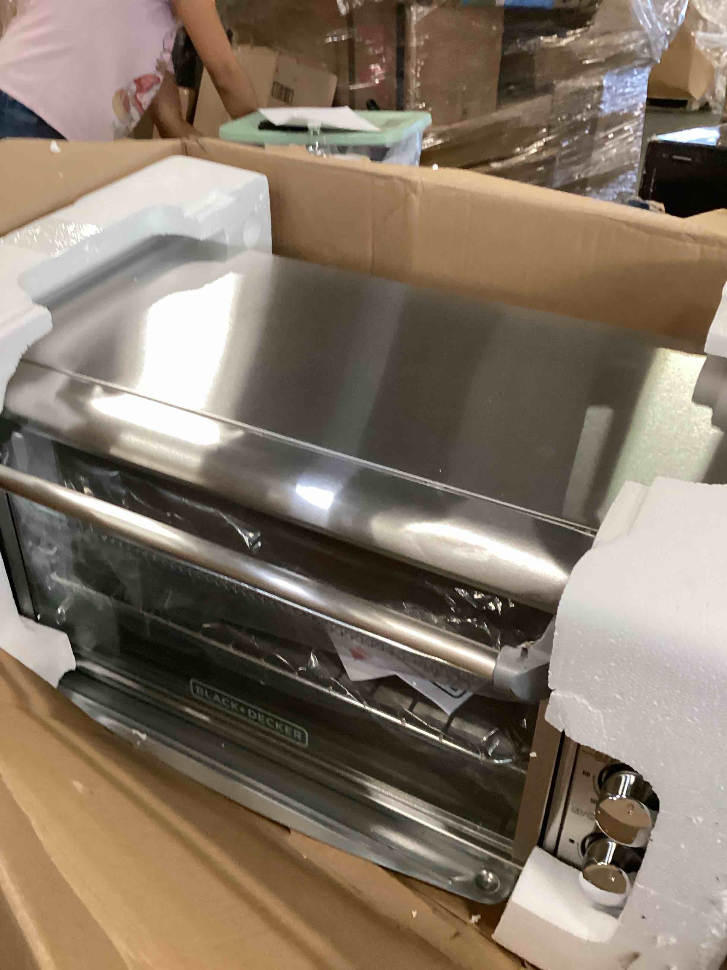 BLACK+DECKER TO3265XSSD Extra Wide Crisp ‘N Bake Air Fry Toaster Oven, Silver