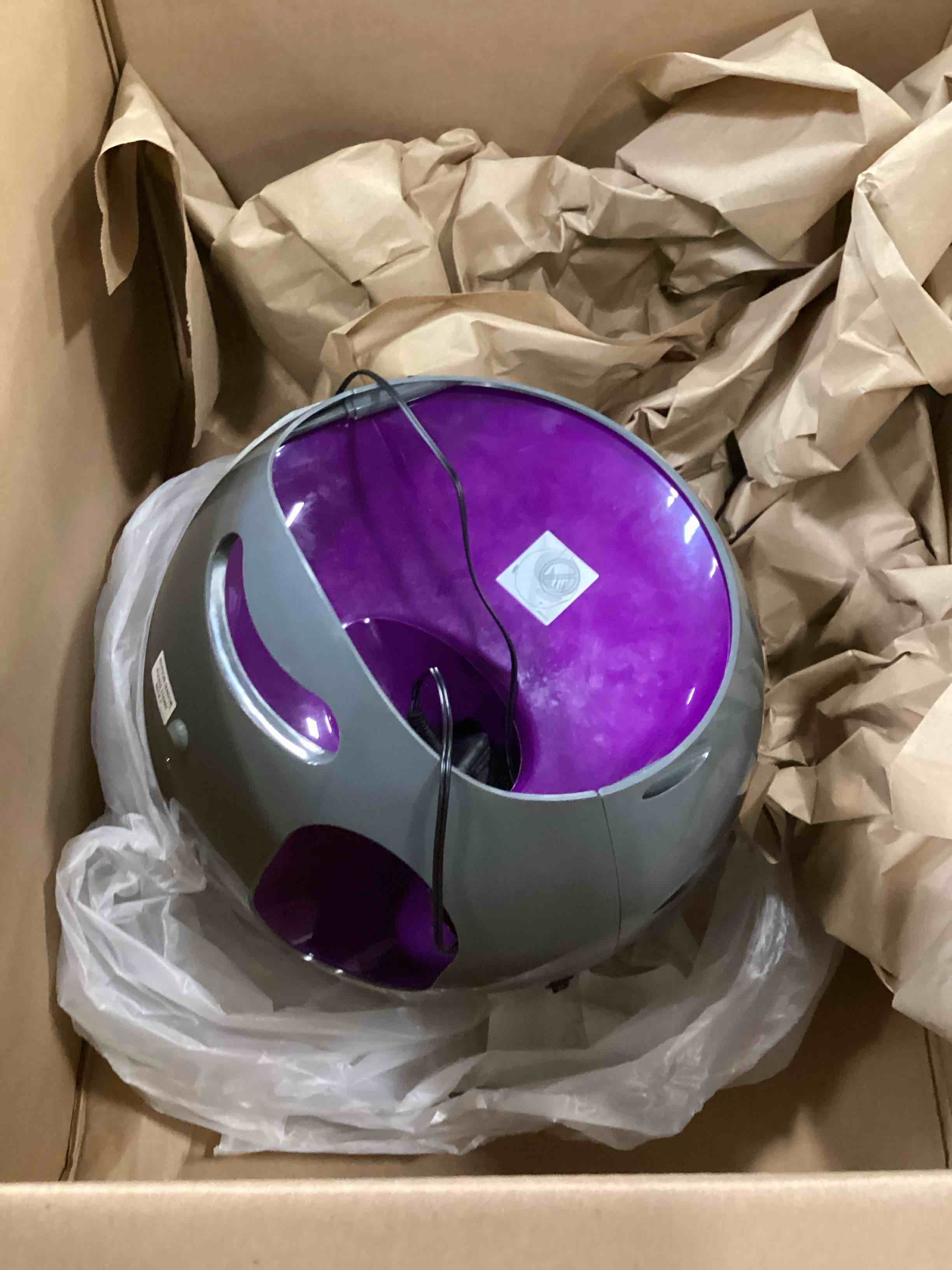 https://s3.amazonaws.com/lotting-images-prod/bidfta/PPE0114811_1724265194777.jpeg