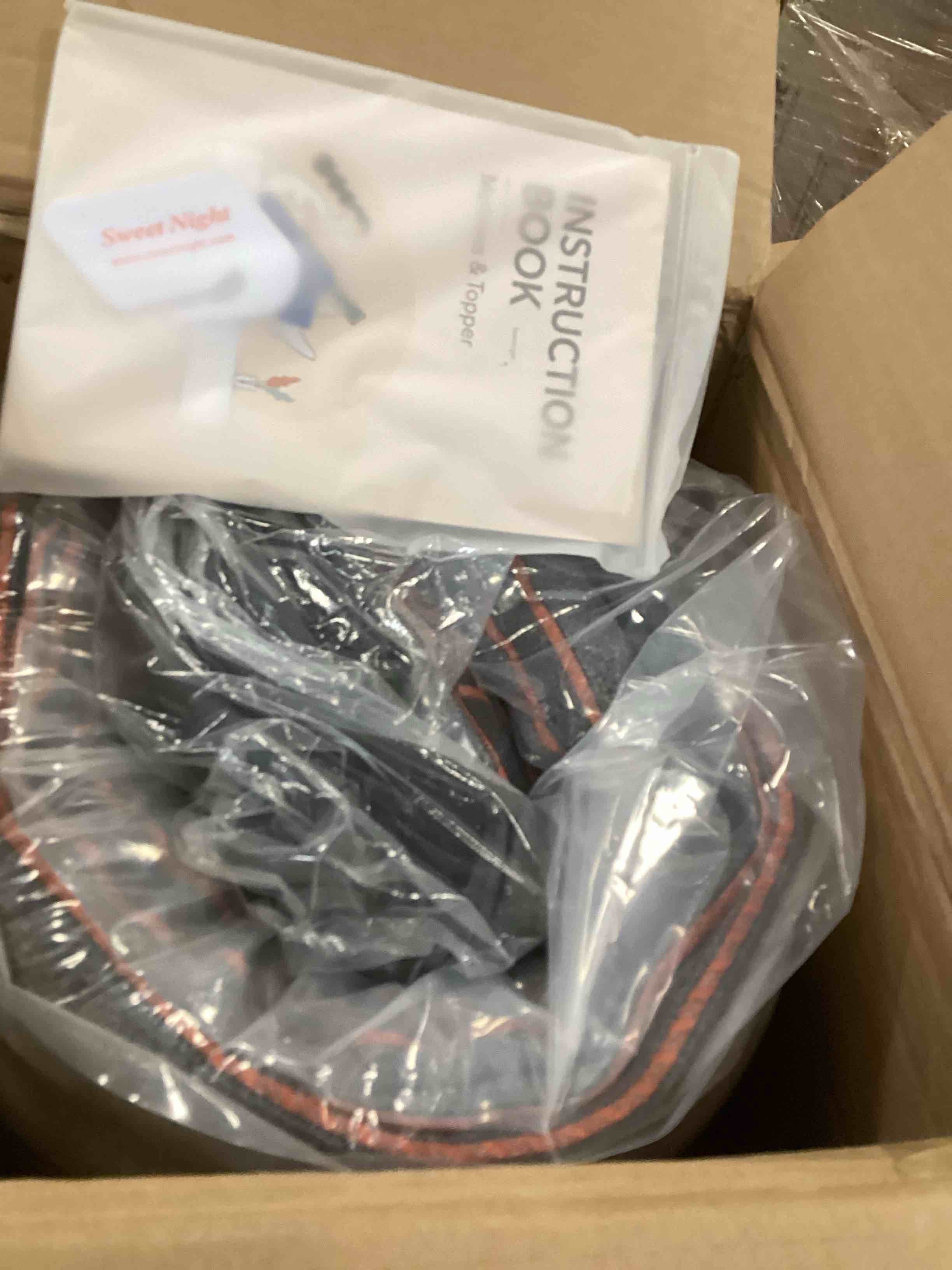 https://s3.amazonaws.com/lotting-images-prod/bidfta/PPE0114961_1724341273092.jpeg