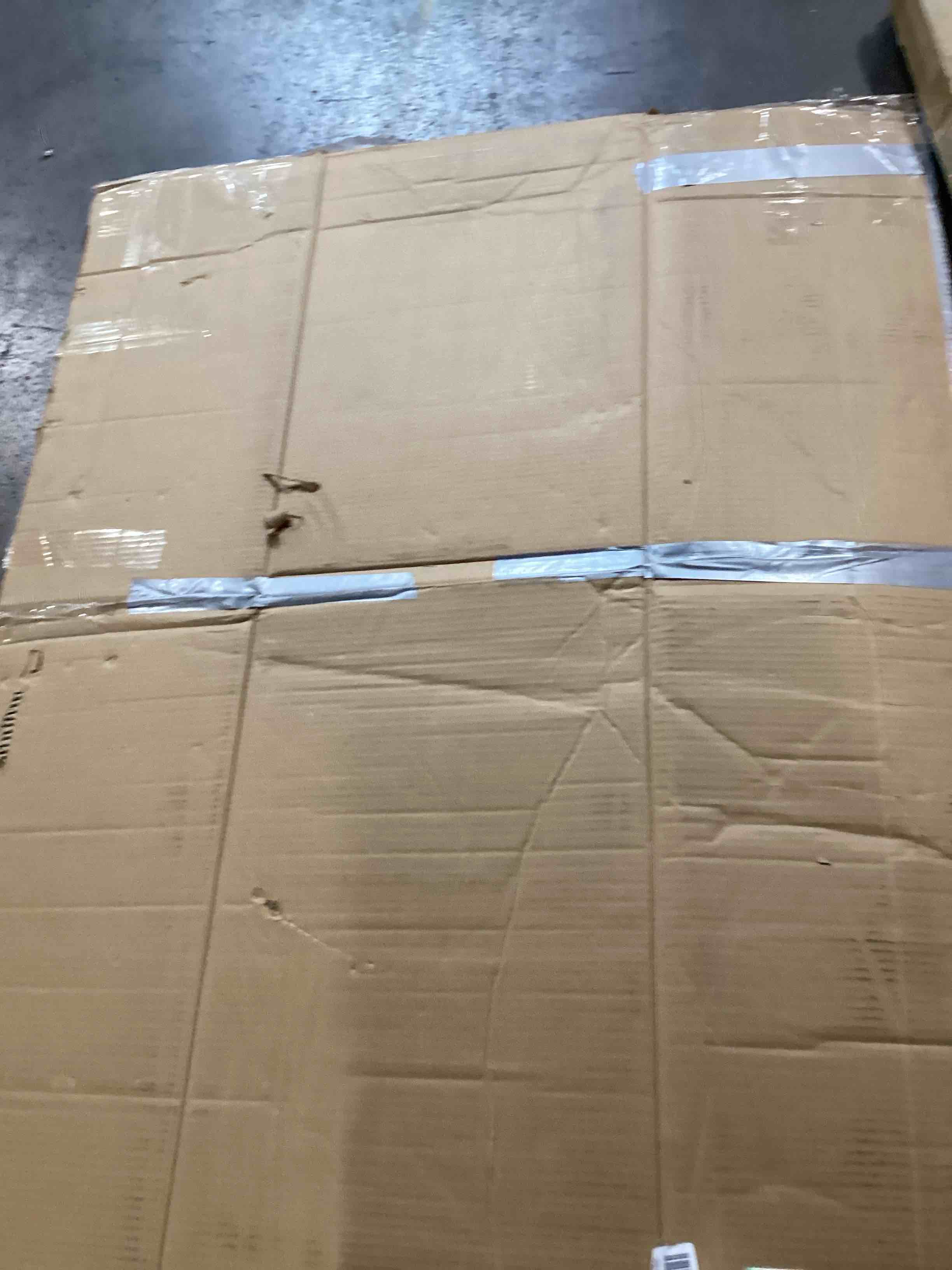 https://s3.amazonaws.com/lotting-images-prod/bidfta/PPE0120882_1725374502568.jpeg